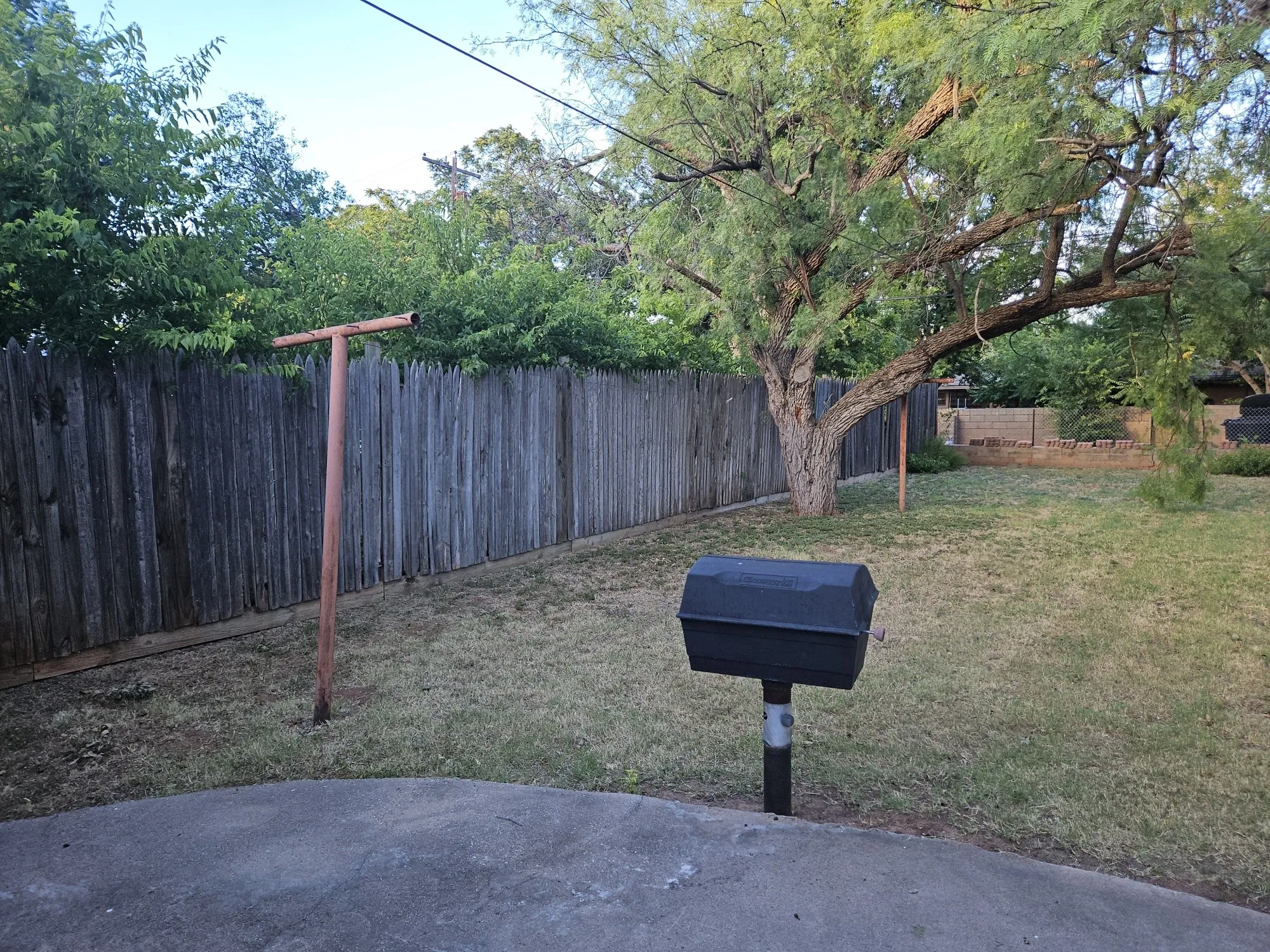Single Family Residence For Sale in Taylor County , 1141 Westridge Drive, Abilene, Texas 79605, 3 Bedroom, 2 Bathroom, 1 Garage spaces, 1,583 Sqft, built in 1950, mls#21320869, Real Estate Agent in Abilene, Homes For Sale in Taylor county, Homes For Sale in Abilene, Realtor in Abilene Texas, Real Estate Brokerage Independent Realty Texas, Luminita Cordes Realtor