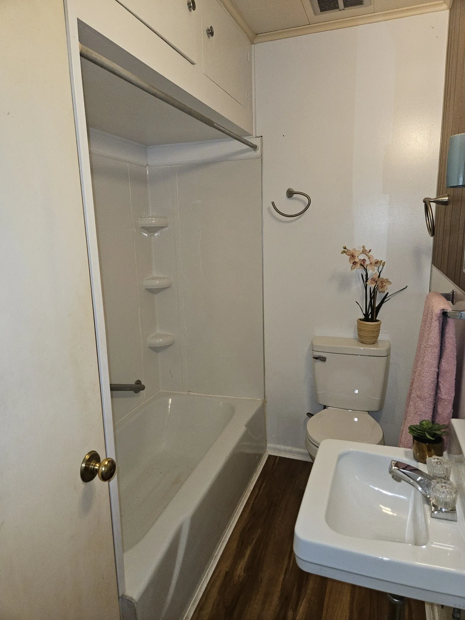 Single Family Residence For Sale in Taylor County , 1141 Westridge Drive, Abilene, Texas 79605, 3 Bedroom, 2 Bathroom, 1 Garage spaces, 1,583 Sqft, built in 1950, mls#21320869, Real Estate Agent in Abilene, Homes For Sale in Taylor county, Homes For Sale in Abilene, Realtor in Abilene Texas, Real Estate Brokerage Independent Realty Texas, Luminita Cordes Realtor