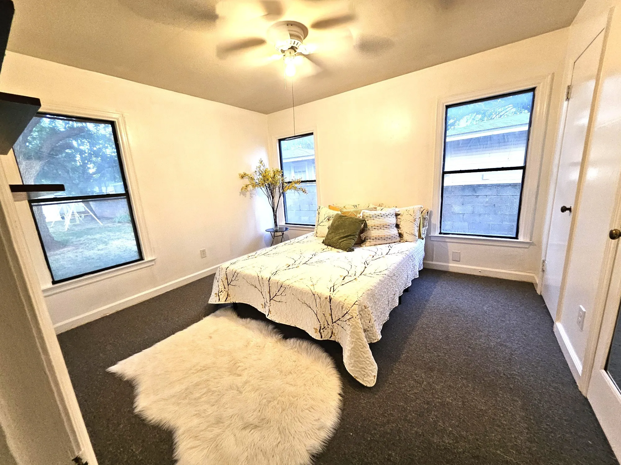 Single Family Residence For Sale in Taylor County , 1141 Westridge Drive, Abilene, Texas 79605, 3 Bedroom, 2 Bathroom, 1 Garage spaces, 1,583 Sqft, built in 1950, mls#21320869, Real Estate Agent in Abilene, Homes For Sale in Taylor county, Homes For Sale in Abilene, Realtor in Abilene Texas, Real Estate Brokerage Independent Realty Texas, Luminita Cordes Realtor