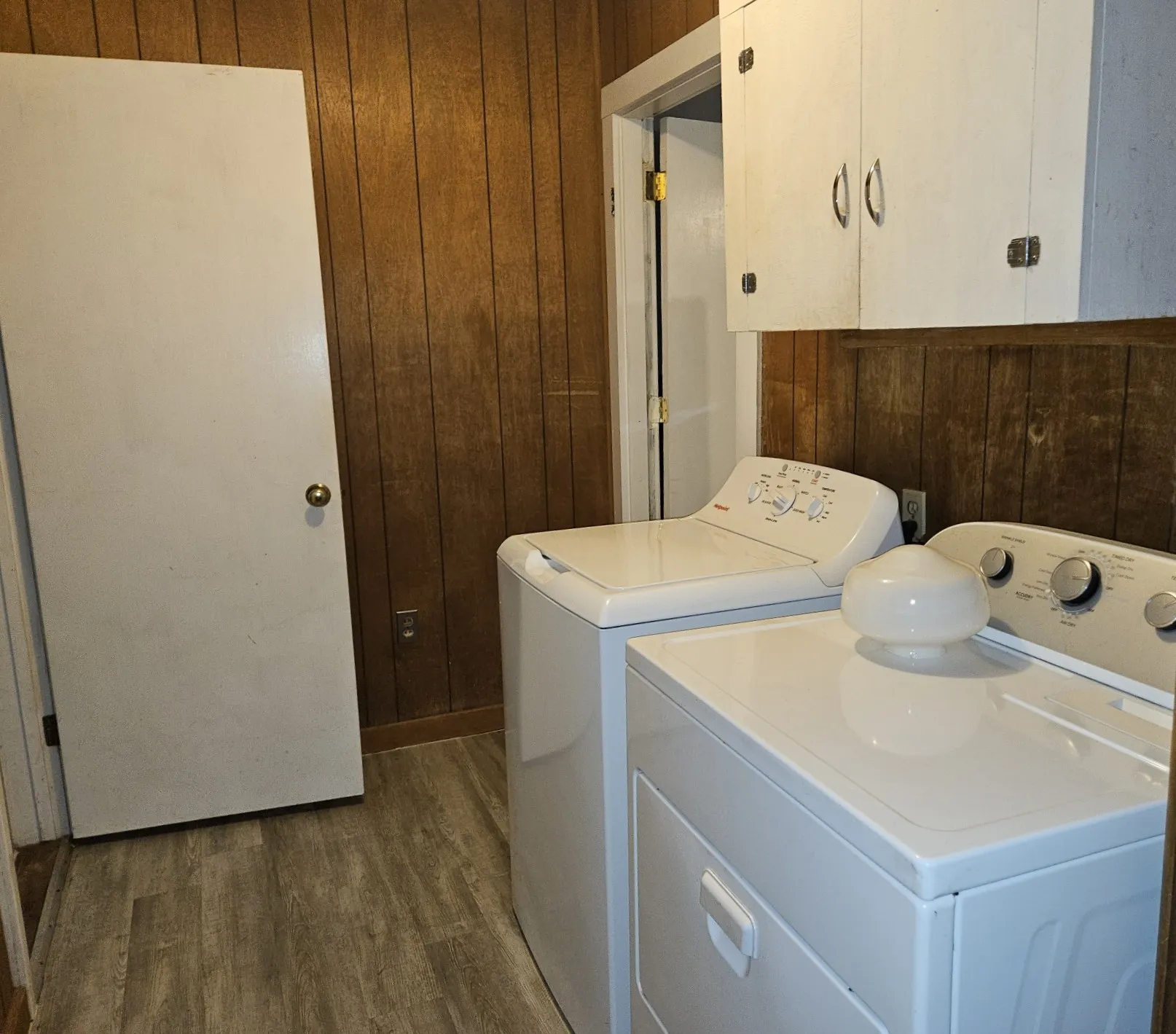 Single Family Residence For Sale in Taylor County , 1141 Westridge Drive, Abilene, Texas 79605, 3 Bedroom, 2 Bathroom, 1 Garage spaces, 1,583 Sqft, built in 1950, mls#21320869, Real Estate Agent in Abilene, Homes For Sale in Taylor county, Homes For Sale in Abilene, Realtor in Abilene Texas, Real Estate Brokerage Independent Realty Texas, Luminita Cordes Realtor