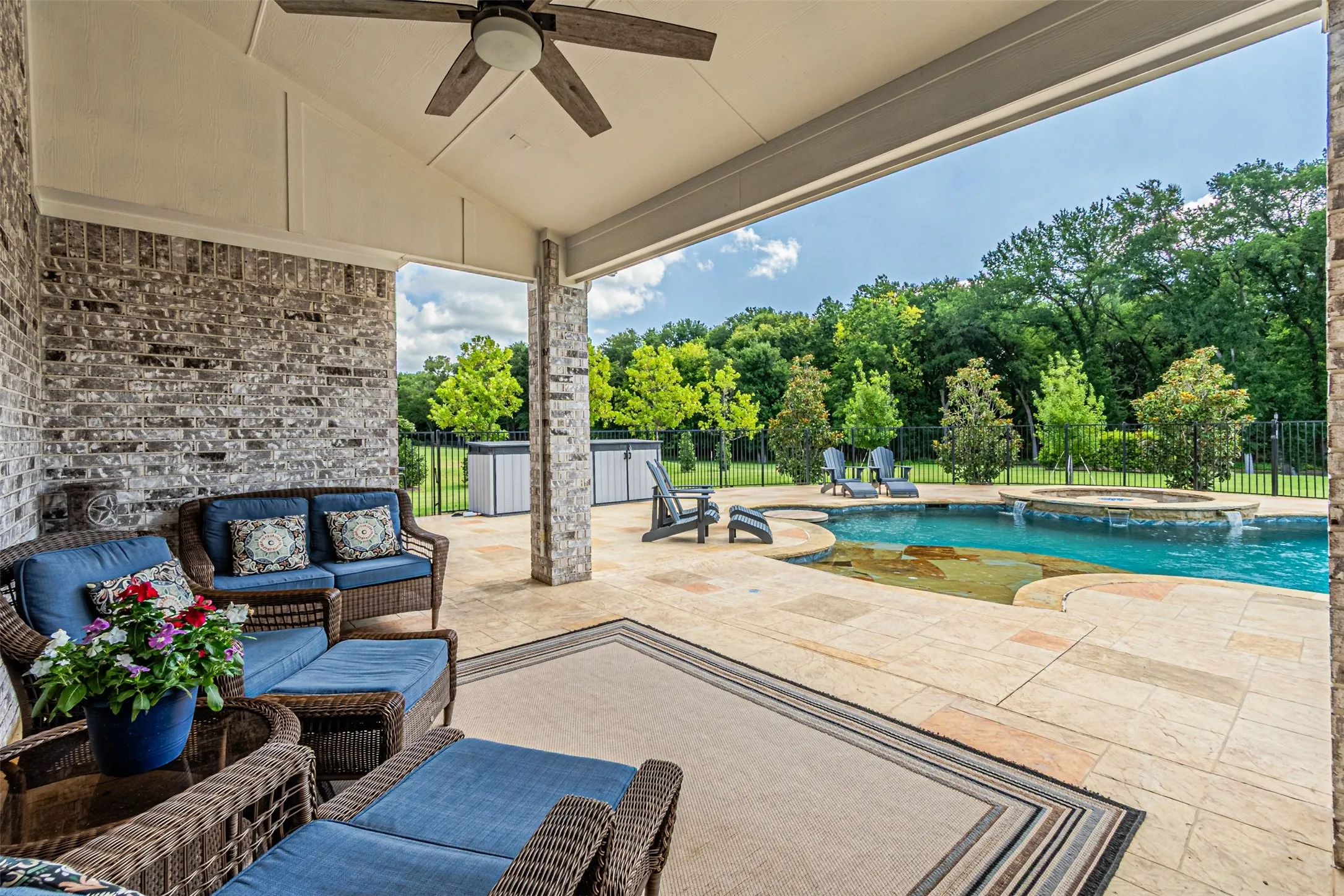Covered Patio with Grill