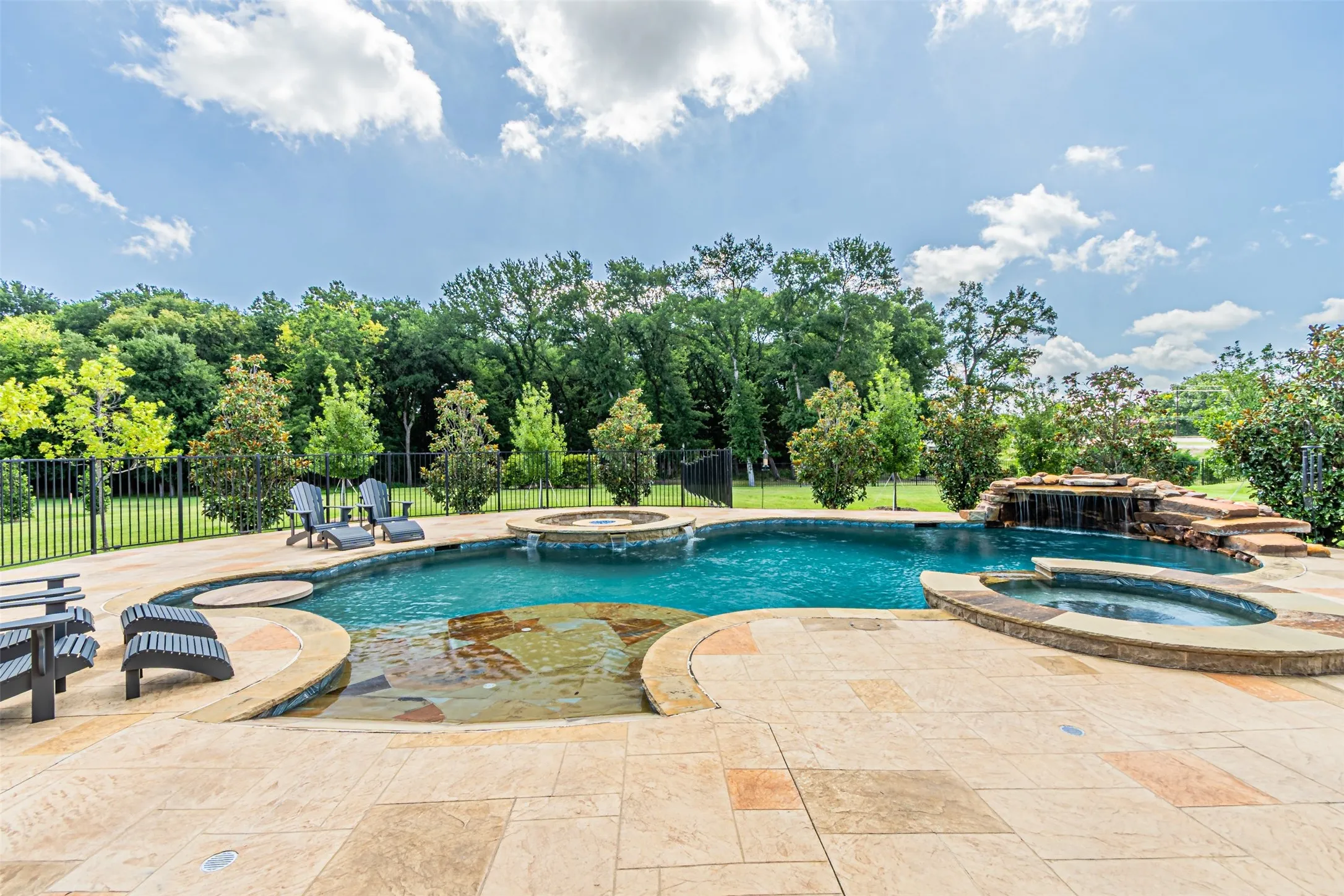 Single Family Residence For Sale in Collin County , 1821 Lincoln Road, Lucas, Texas 75002, 5 Bedroom, 4 Bathroom, 3 Garage spaces, 3,919 Sqft, built in 2019, mls#21318361, Real Estate Agent in Lucas, Homes For Sale in Collin county, Homes For Sale in Lucas, Realtor in Lucas Texas, Real Estate Brokerage Independent Realty Texas, Luminita Cordes Realtor