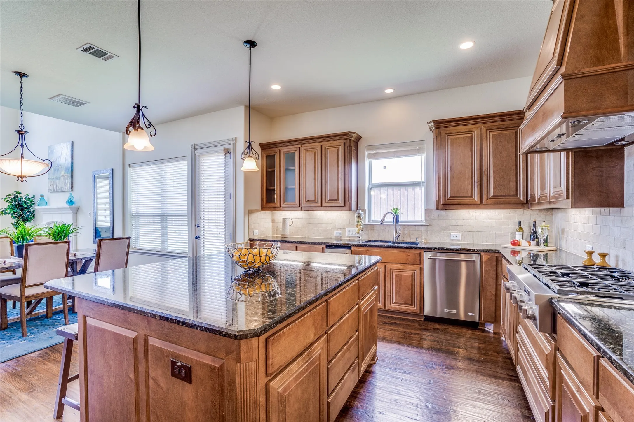 Single Family Residence For Rent in Collin County , 12226 Lazio Lane, Frisco, Texas 75035, 4 Bedroom, 4 Bathroom, 3 Garage spaces, 4,600 Sqft, built in 2016, mls#21314986, Real Estate Agent in Frisco, Homes For Rent in Collin county, Homes For Rent in Frisco, Realtor in Frisco Texas, Real Estate Brokerage Independent Realty Texas, Luminita Cordes Realtor
