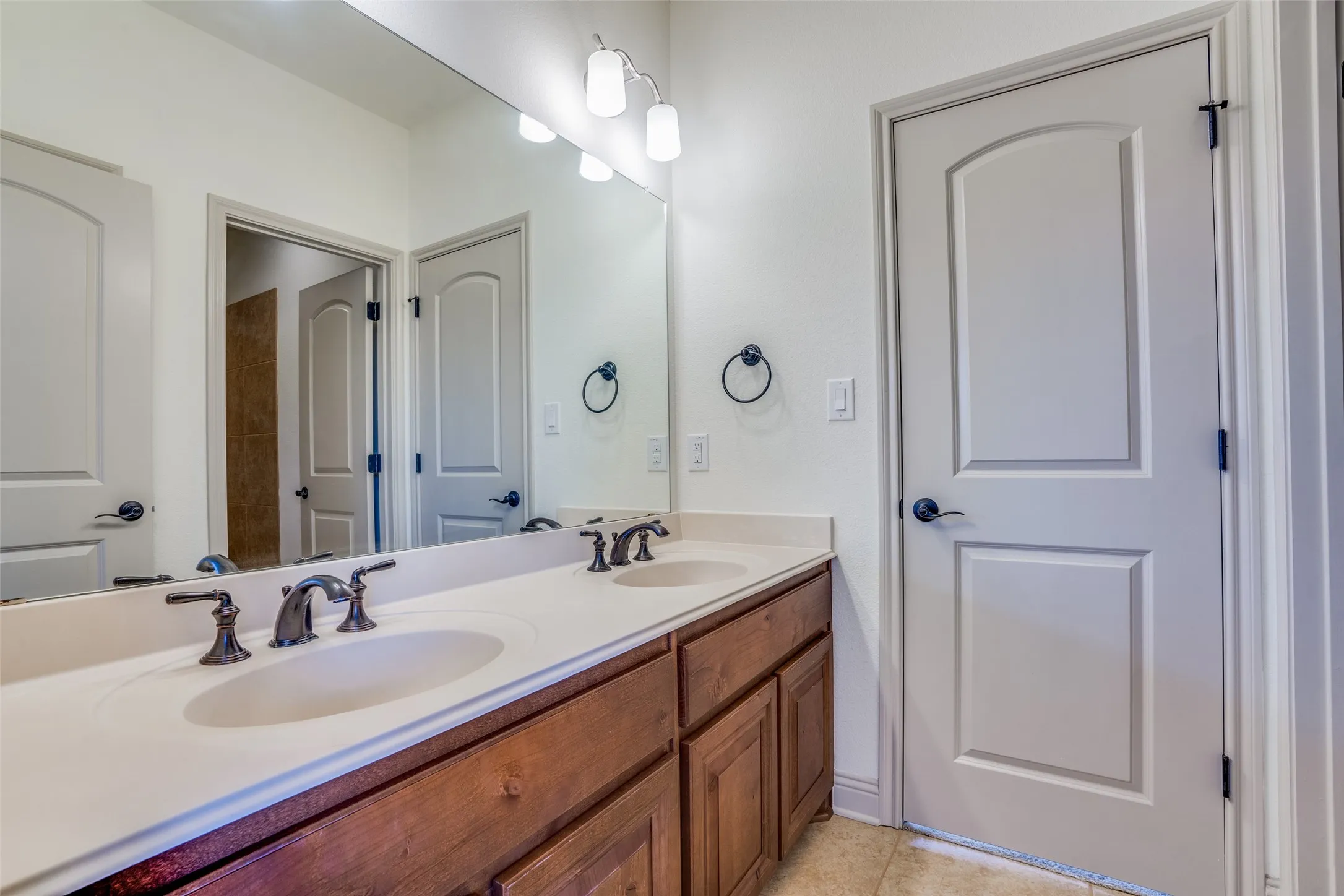 Single Family Residence For Rent in Collin County , 12226 Lazio Lane, Frisco, Texas 75035, 4 Bedroom, 4 Bathroom, 3 Garage spaces, 4,600 Sqft, built in 2016, mls#21314986, Real Estate Agent in Frisco, Homes For Rent in Collin county, Homes For Rent in Frisco, Realtor in Frisco Texas, Real Estate Brokerage Independent Realty Texas, Luminita Cordes Realtor