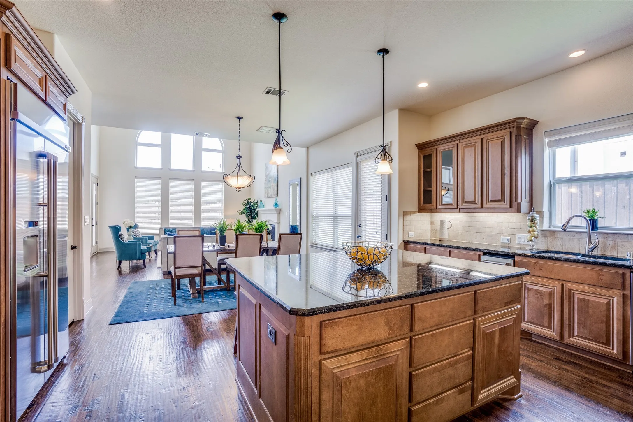 Single Family Residence For Rent in Collin County , 12226 Lazio Lane, Frisco, Texas 75035, 4 Bedroom, 4 Bathroom, 3 Garage spaces, 4,600 Sqft, built in 2016, mls#21314986, Real Estate Agent in Frisco, Homes For Rent in Collin county, Homes For Rent in Frisco, Realtor in Frisco Texas, Real Estate Brokerage Independent Realty Texas, Luminita Cordes Realtor