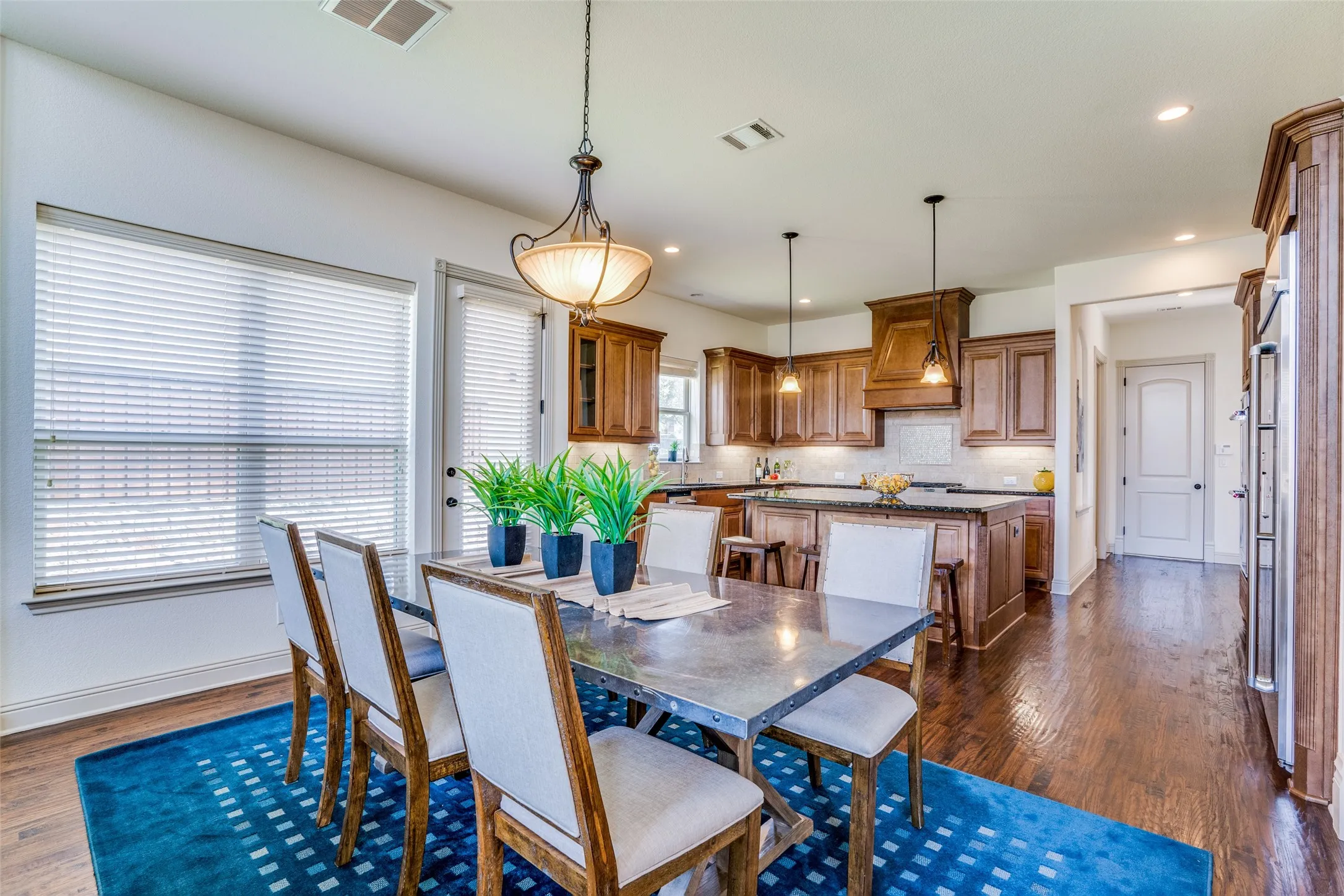Single Family Residence For Rent in Collin County , 12226 Lazio Lane, Frisco, Texas 75035, 4 Bedroom, 4 Bathroom, 3 Garage spaces, 4,600 Sqft, built in 2016, mls#21314986, Real Estate Agent in Frisco, Homes For Rent in Collin county, Homes For Rent in Frisco, Realtor in Frisco Texas, Real Estate Brokerage Independent Realty Texas, Luminita Cordes Realtor