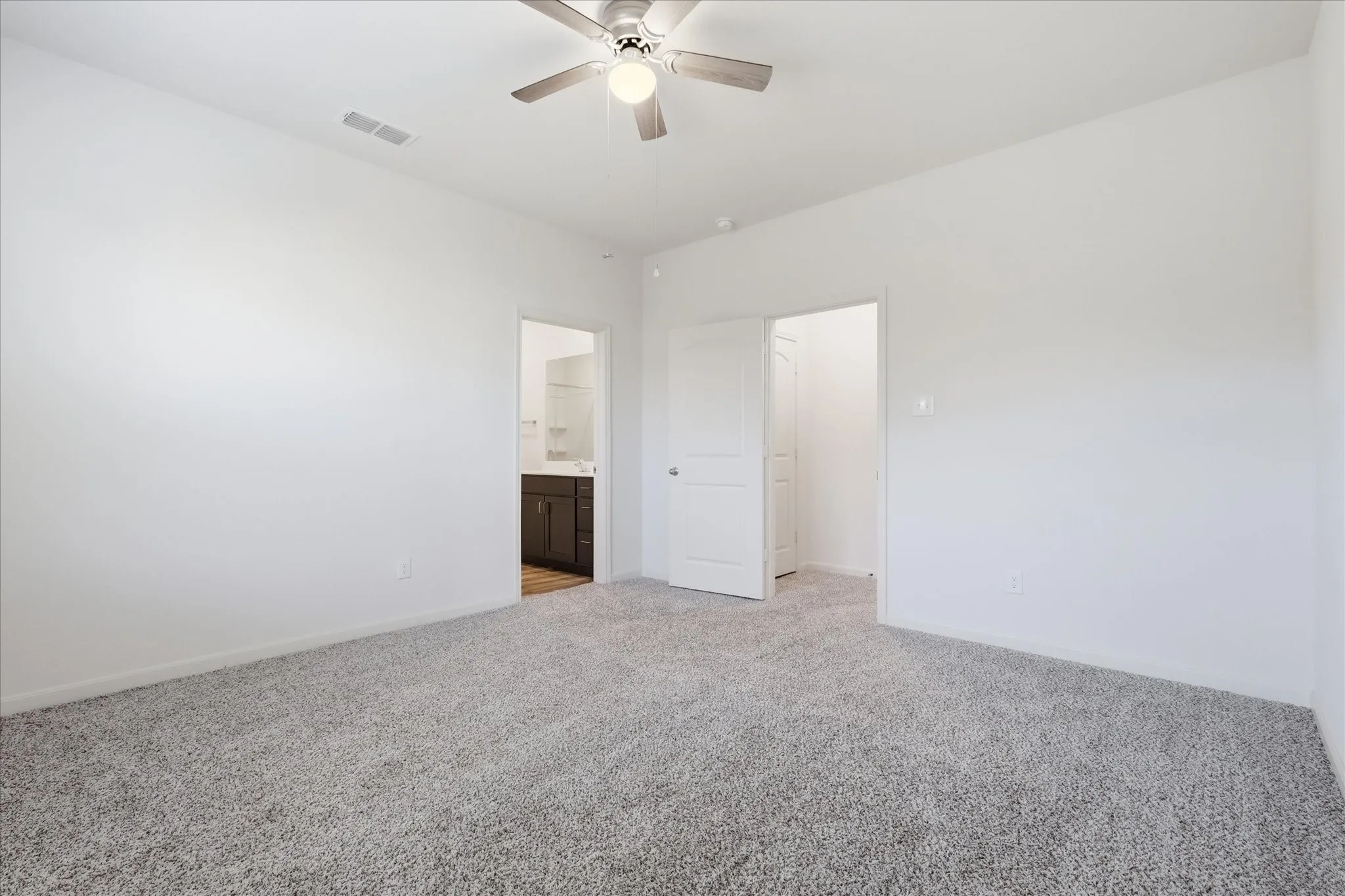 Single Family Residence For Sale in Denton County , 13518 Mineral Road, Ponder, Texas 76259, 3 Bedroom, 2 Bathroom, 2 Garage spaces, 1,551 Sqft, built in 2022, mls#21319120, Real Estate Agent in Ponder, Homes For Sale in Denton county, Homes For Sale in Ponder, Realtor in Ponder Texas, Real Estate Brokerage Independent Realty Texas, Luminita Cordes Realtor