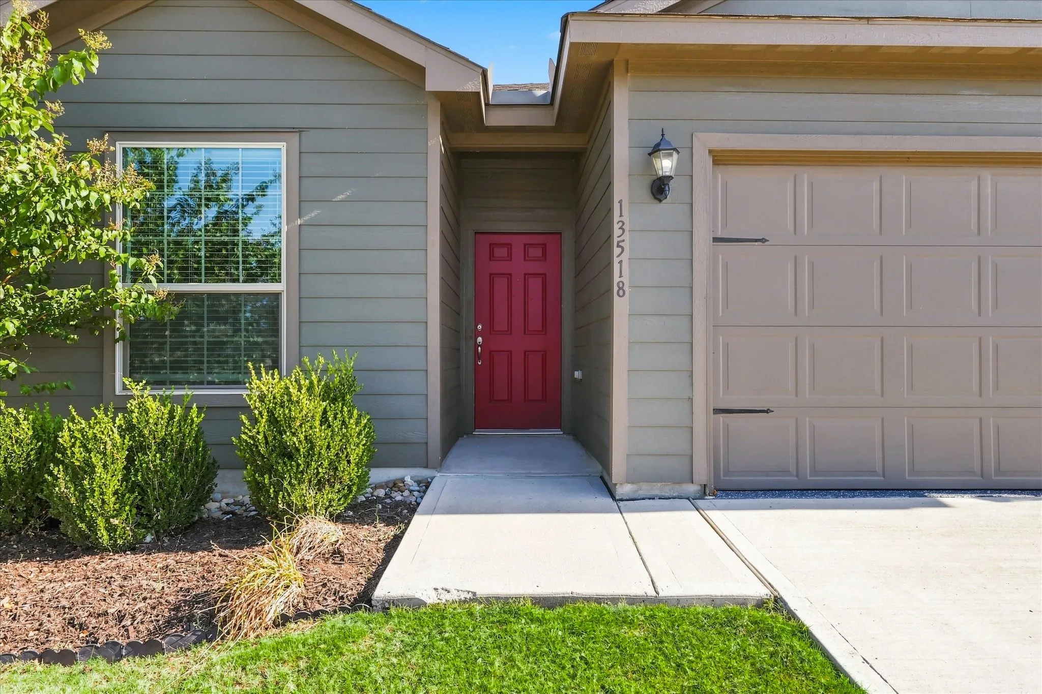 Single Family Residence For Sale in Denton County , 13518 Mineral Road, Ponder, Texas 76259, 3 Bedroom, 2 Bathroom, 2 Garage spaces, 1,551 Sqft, built in 2022, mls#21319120, Real Estate Agent in Ponder, Homes For Sale in Denton county, Homes For Sale in Ponder, Realtor in Ponder Texas, Real Estate Brokerage Independent Realty Texas, Luminita Cordes Realtor