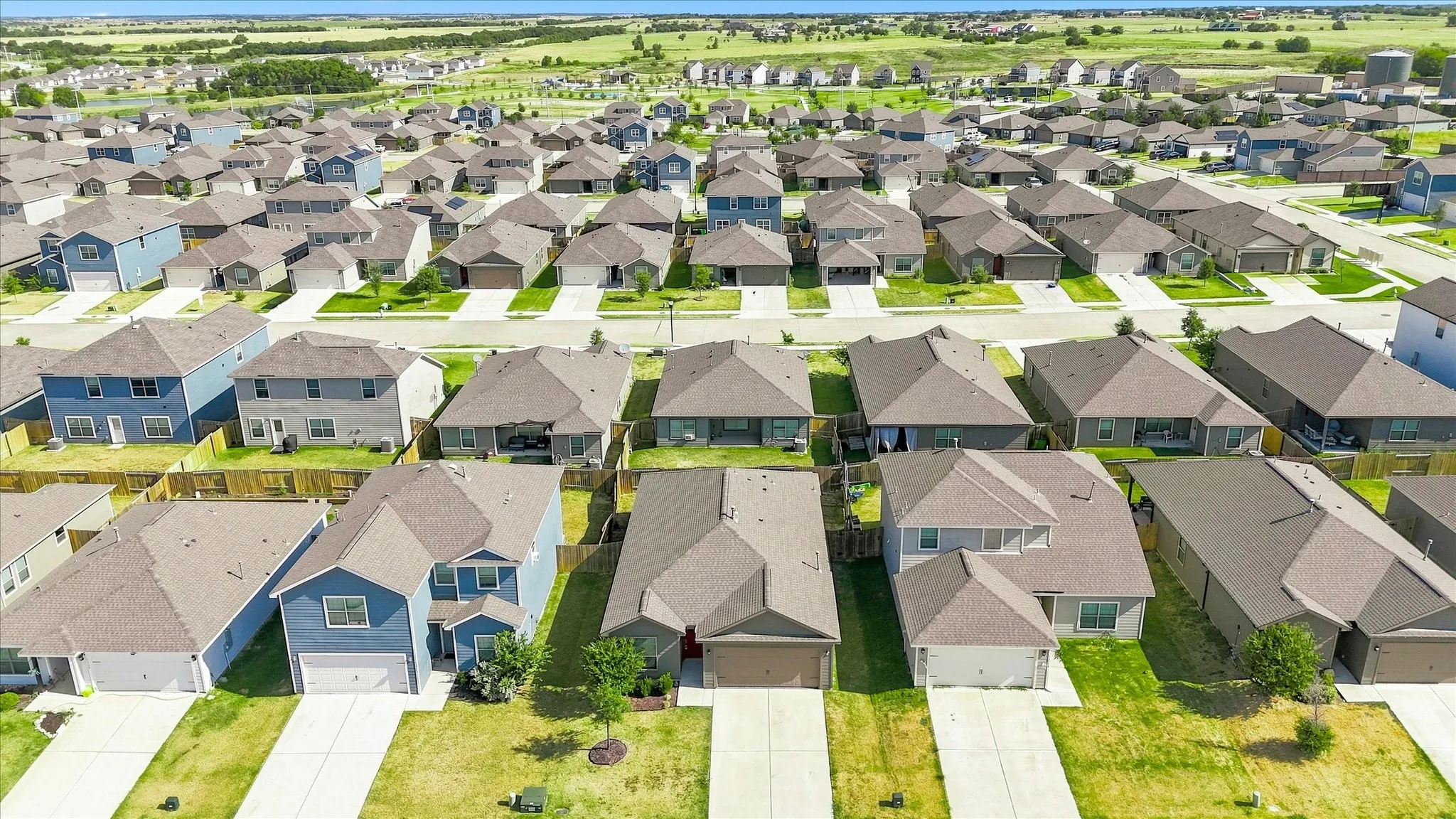 Single Family Residence For Sale in Denton County , 13518 Mineral Road, Ponder, Texas 76259, 3 Bedroom, 2 Bathroom, 2 Garage spaces, 1,551 Sqft, built in 2022, mls#21319120, Real Estate Agent in Ponder, Homes For Sale in Denton county, Homes For Sale in Ponder, Realtor in Ponder Texas, Real Estate Brokerage Independent Realty Texas, Luminita Cordes Realtor