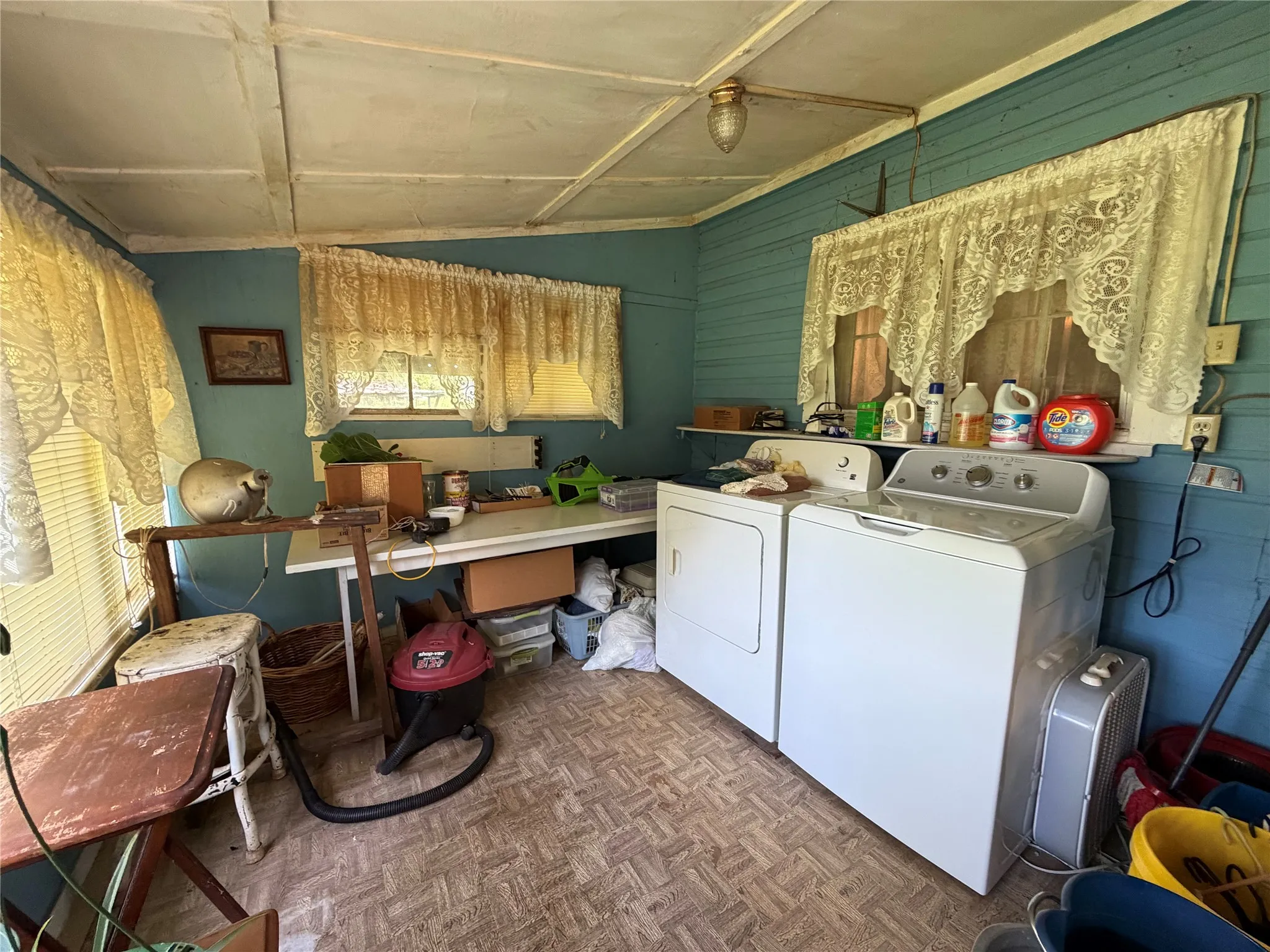Single Family Residence For Sale in Lamar County , 461 County Road 35950, Arthur City, Texas 75411, 2 Bedrooms, 1 Bathroom, Garage spaces, 1,288 Sqft, built in 0, Price $125,000, mls#21320889, Real Estate Agent in Arthur City, Homes For Sale in Lamar county, Homes For Sale in Arthur City, Realtor in Arthur City Texas, Real Estate Brokerage Independent Realty Texas, Luminita Cordes Realtor