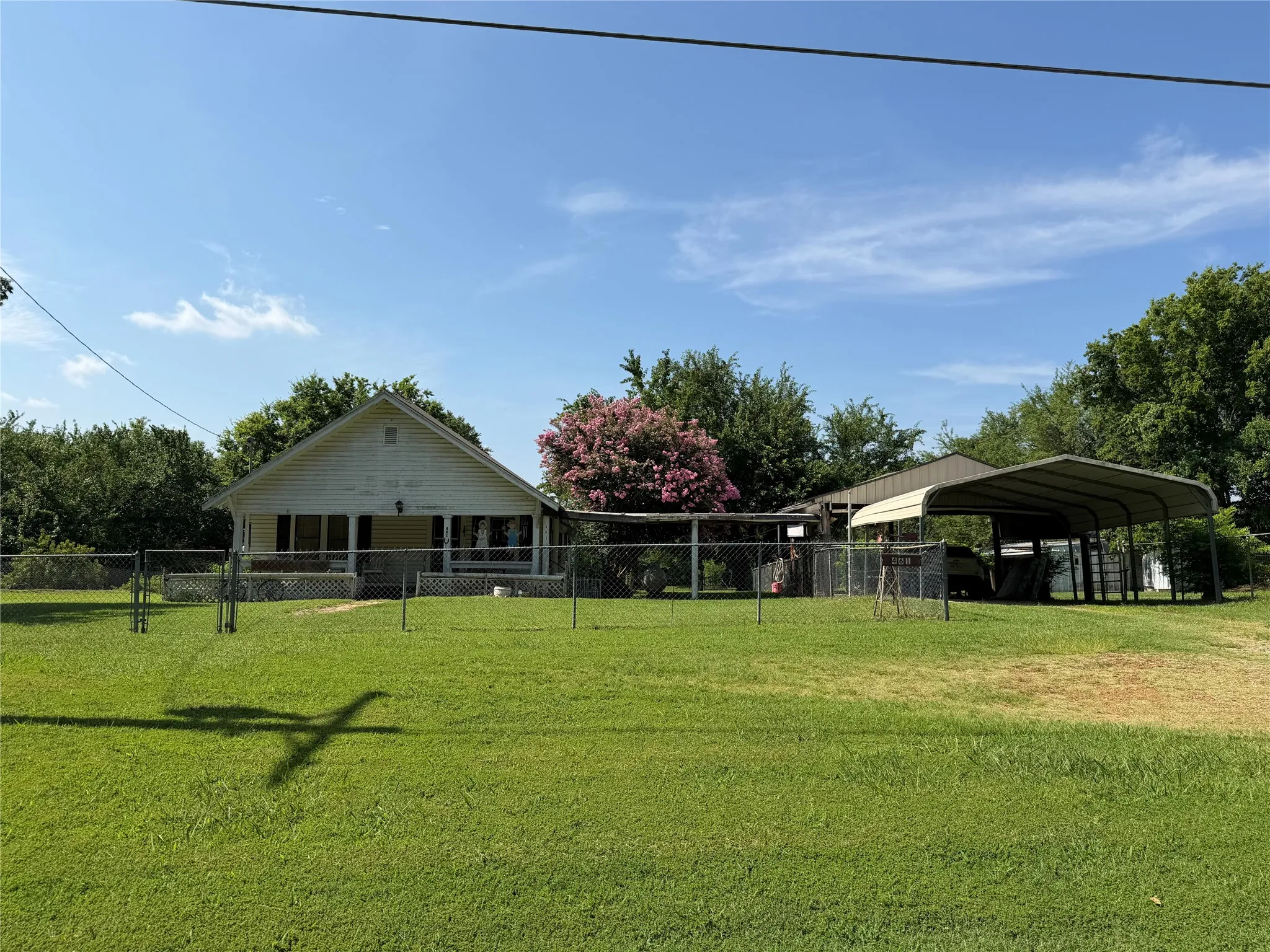 Single Family Residence For Sale in Lamar County , 461 County Road 35950, Arthur City, Texas 75411, 2 Bedrooms, 1 Bathroom, Garage spaces, 1,288 Sqft, built in 0, Price $125,000, mls#21320889, Real Estate Agent in Arthur City, Homes For Sale in Lamar county, Homes For Sale in Arthur City, Realtor in Arthur City Texas, Real Estate Brokerage Independent Realty Texas, Luminita Cordes Realtor