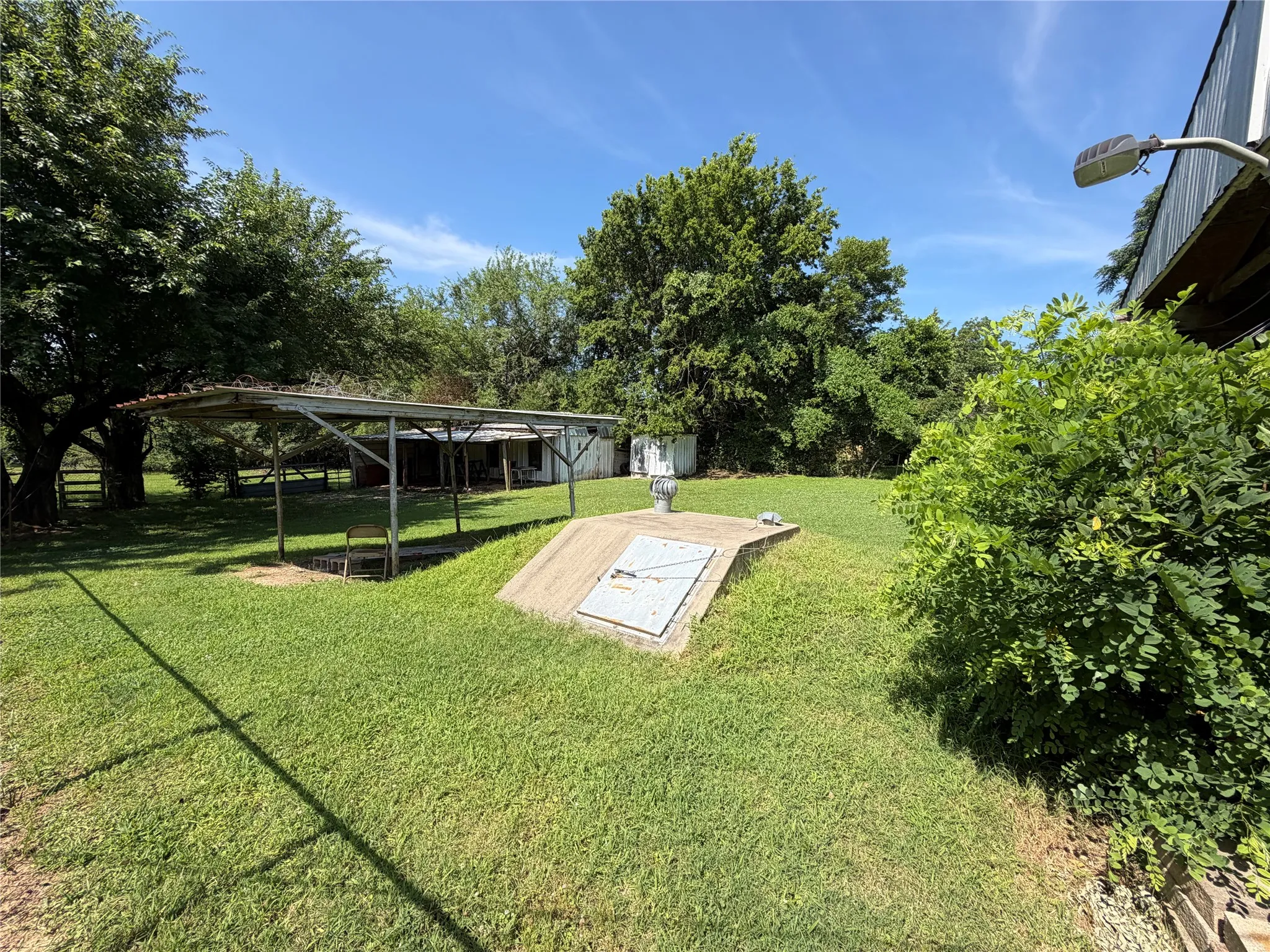 Single Family Residence For Sale in Lamar County , 461 County Road 35950, Arthur City, Texas 75411, 2 Bedrooms, 1 Bathroom, Garage spaces, 1,288 Sqft, built in 0, Price $125,000, mls#21320889, Real Estate Agent in Arthur City, Homes For Sale in Lamar county, Homes For Sale in Arthur City, Realtor in Arthur City Texas, Real Estate Brokerage Independent Realty Texas, Luminita Cordes Realtor