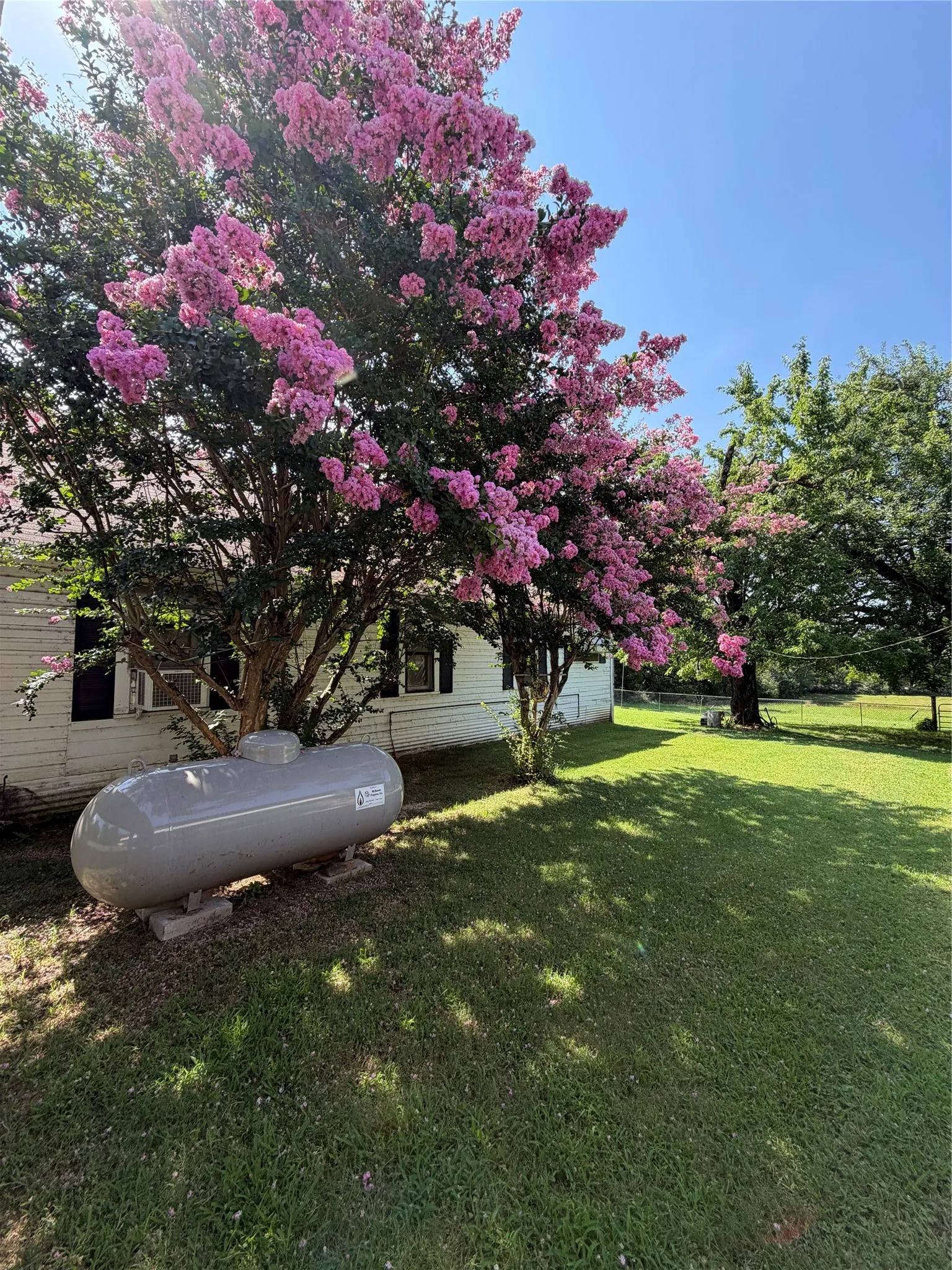Single Family Residence For Sale in Lamar County , 461 County Road 35950, Arthur City, Texas 75411, 2 Bedrooms, 1 Bathroom, Garage spaces, 1,288 Sqft, built in 0, Price $125,000, mls#21320889, Real Estate Agent in Arthur City, Homes For Sale in Lamar county, Homes For Sale in Arthur City, Realtor in Arthur City Texas, Real Estate Brokerage Independent Realty Texas, Luminita Cordes Realtor