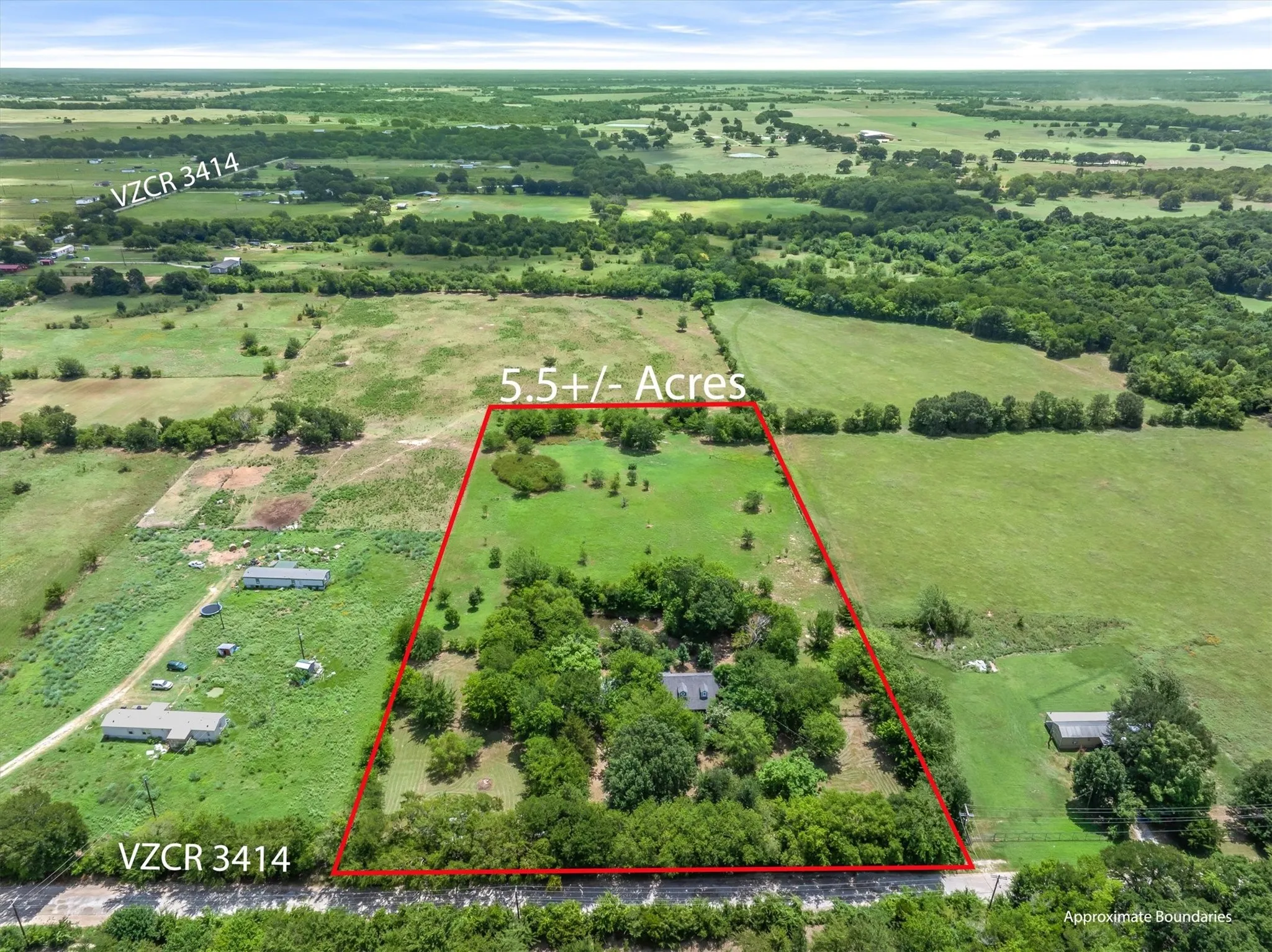 Single Family Residence For Sale in Van Zandt County , 1100 Vz County Road 3414, Wills Point, Texas 75169, 3 Bedroom, 3 Bathroom, 2 Garage spaces, 1,768 Sqft, built in 1997, mls#21320818, Real Estate Agent in Wills Point, Homes For Sale in Van Zandt county, Homes For Sale in Wills Point, Realtor in Wills Point Texas, Real Estate Brokerage Independent Realty Texas, Luminita Cordes Realtor