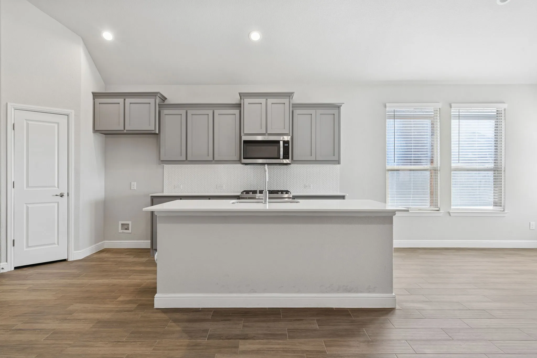 Single Family Residence For Sale in Denton County , 525 Big Horn Pass, Denton, Texas 76210, 4 Bedrooms, 2 Bathrooms, 2 Garage spaces, 1,793 Sqft, built in 2022, Price $380,000, mls#21309518, Real Estate Agent in Denton, Homes For Sale in Denton county, Homes For Sale in Denton, Realtor in Denton Texas, Real Estate Brokerage Independent Realty Texas, Luminita Cordes Realtor