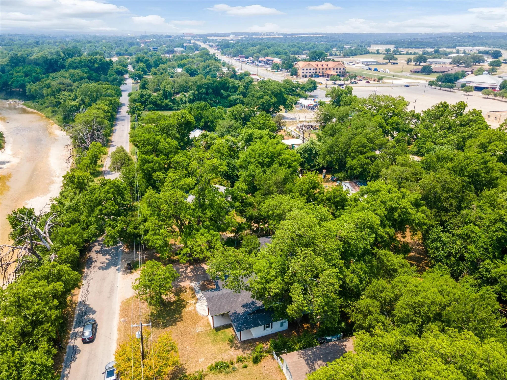 Single Family Residence For Sale in Somervell County , 1509 Van Zandt Road, Glen Rose, Texas 76043, 3 Bedroom, 3 Bathroom, Garage spaces, 1,881 Sqft, built in 1950, mls#21318639, Real Estate Agent in Glen Rose, Homes For Sale in Somervell county, Homes For Sale in Glen Rose, Realtor in Glen Rose Texas, Real Estate Brokerage Independent Realty Texas, Luminita Cordes Realtor