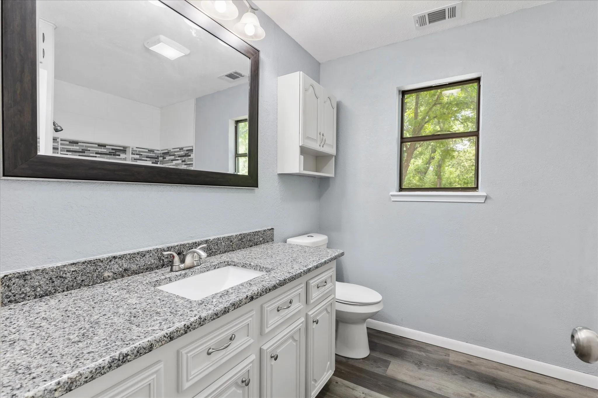 Single Family Residence For Sale in Somervell County , 1509 Van Zandt Road, Glen Rose, Texas 76043, 3 Bedroom, 3 Bathroom, Garage spaces, 1,881 Sqft, built in 1950, mls#21318639, Real Estate Agent in Glen Rose, Homes For Sale in Somervell county, Homes For Sale in Glen Rose, Realtor in Glen Rose Texas, Real Estate Brokerage Independent Realty Texas, Luminita Cordes Realtor