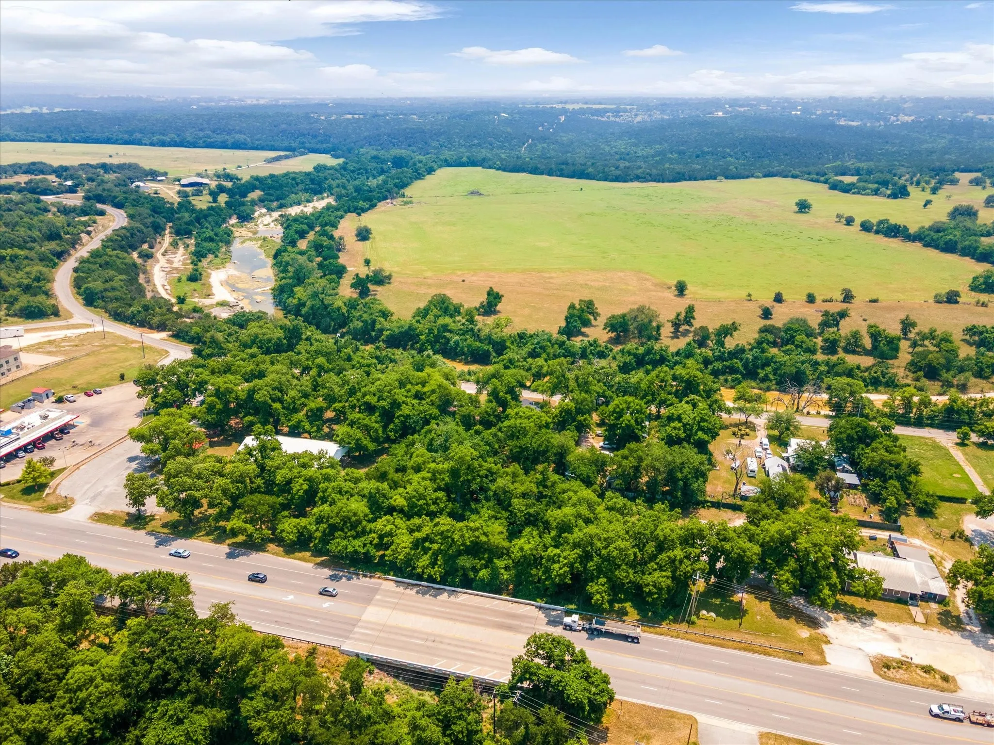 Single Family Residence For Sale in Somervell County , 1509 Van Zandt Road, Glen Rose, Texas 76043, 3 Bedroom, 3 Bathroom, Garage spaces, 1,881 Sqft, built in 1950, mls#21318639, Real Estate Agent in Glen Rose, Homes For Sale in Somervell county, Homes For Sale in Glen Rose, Realtor in Glen Rose Texas, Real Estate Brokerage Independent Realty Texas, Luminita Cordes Realtor