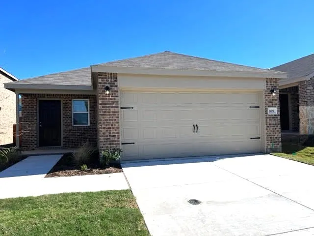 Single Family Residence For Rent in Collin County , 829 Lake Fletcher Road, Princeton, Texas 75407, 3 Bedroom, 2 Bathroom, 2 Garage spaces, 1,563 Sqft, built in 2023, mls#21302507, Real Estate Agent in Princeton, Homes For Rent in Collin county, Homes For Rent in Princeton, Realtor in Princeton Texas, Real Estate Brokerage Independent Realty Texas, Luminita Cordes Realtor