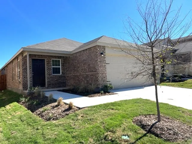 Single Family Residence For Rent in Collin County , 829 Lake Fletcher Road, Princeton, Texas 75407, 3 Bedroom, 2 Bathroom, 2 Garage spaces, 1,563 Sqft, built in 2023, mls#21302507, Real Estate Agent in Princeton, Homes For Rent in Collin county, Homes For Rent in Princeton, Realtor in Princeton Texas, Real Estate Brokerage Independent Realty Texas, Luminita Cordes Realtor