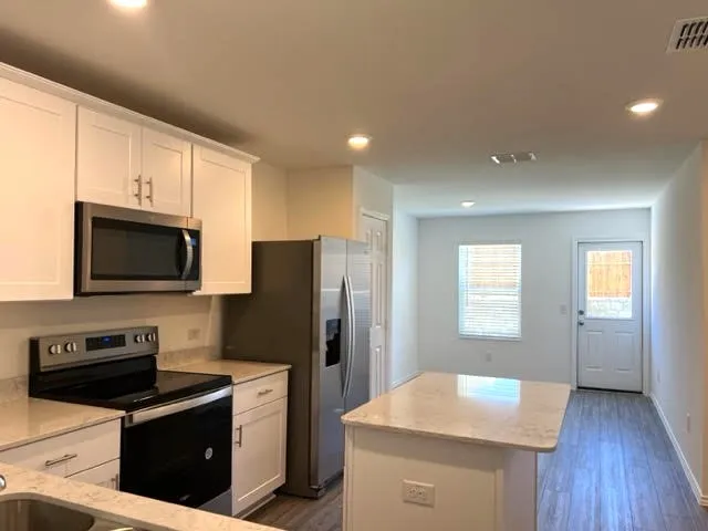 Single Family Residence For Rent in Collin County , 829 Lake Fletcher Road, Princeton, Texas 75407, 3 Bedroom, 2 Bathroom, 2 Garage spaces, 1,563 Sqft, built in 2023, mls#21302507, Real Estate Agent in Princeton, Homes For Rent in Collin county, Homes For Rent in Princeton, Realtor in Princeton Texas, Real Estate Brokerage Independent Realty Texas, Luminita Cordes Realtor