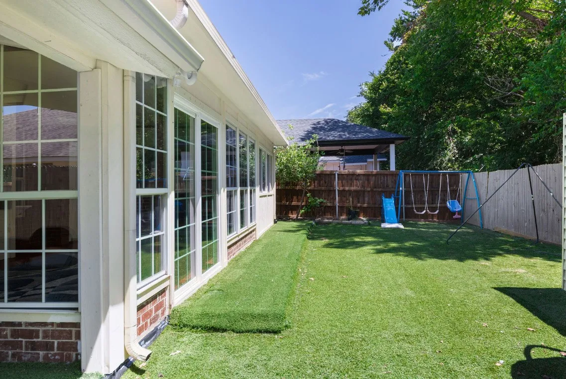 Single Family Residence For Sale in Dallas County , 3348 Autumn View Drive, Grand Prairie, Texas 75050, 5 Bedroom, 4 Bathroom, Garage spaces, 2,847 Sqft, built in 2003, mls#21320804, Real Estate Agent in Grand Prairie, Homes For Sale in Dallas county, Homes For Sale in Grand Prairie, Realtor in Grand Prairie Texas, Real Estate Brokerage Independent Realty Texas, Luminita Cordes Realtor