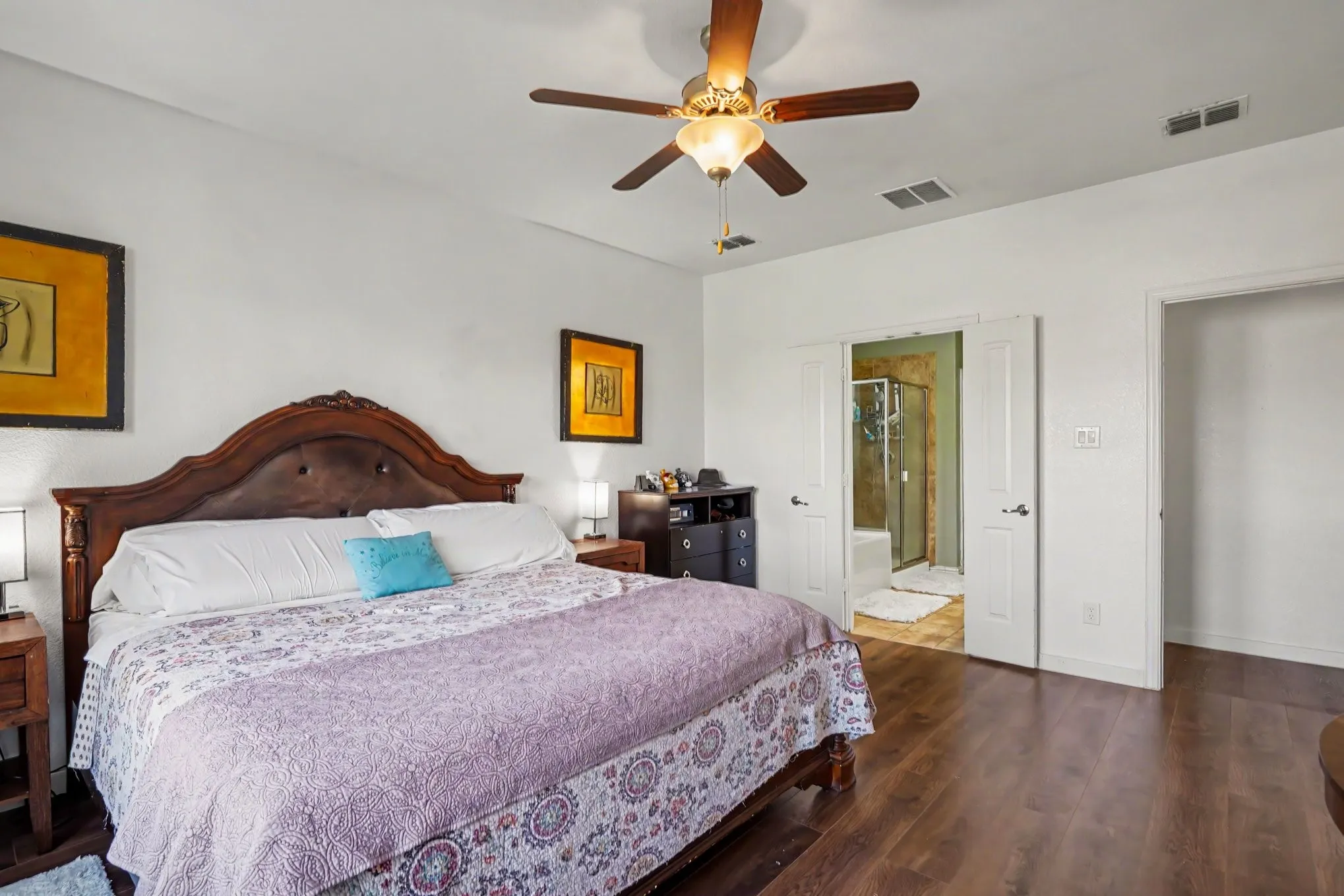 Single Family Residence For Sale in Tarrant County , 919 Keel Line Court, Crowley, Texas 76036, 4 Bedroom, 4 Bathroom, 2 Garage spaces, 2,530 Sqft, built in 2012, mls#21320912, Real Estate Agent in Crowley, Homes For Sale in Tarrant county, Homes For Sale in Crowley, Realtor in Crowley Texas, Real Estate Brokerage Independent Realty Texas, Luminita Cordes Realtor