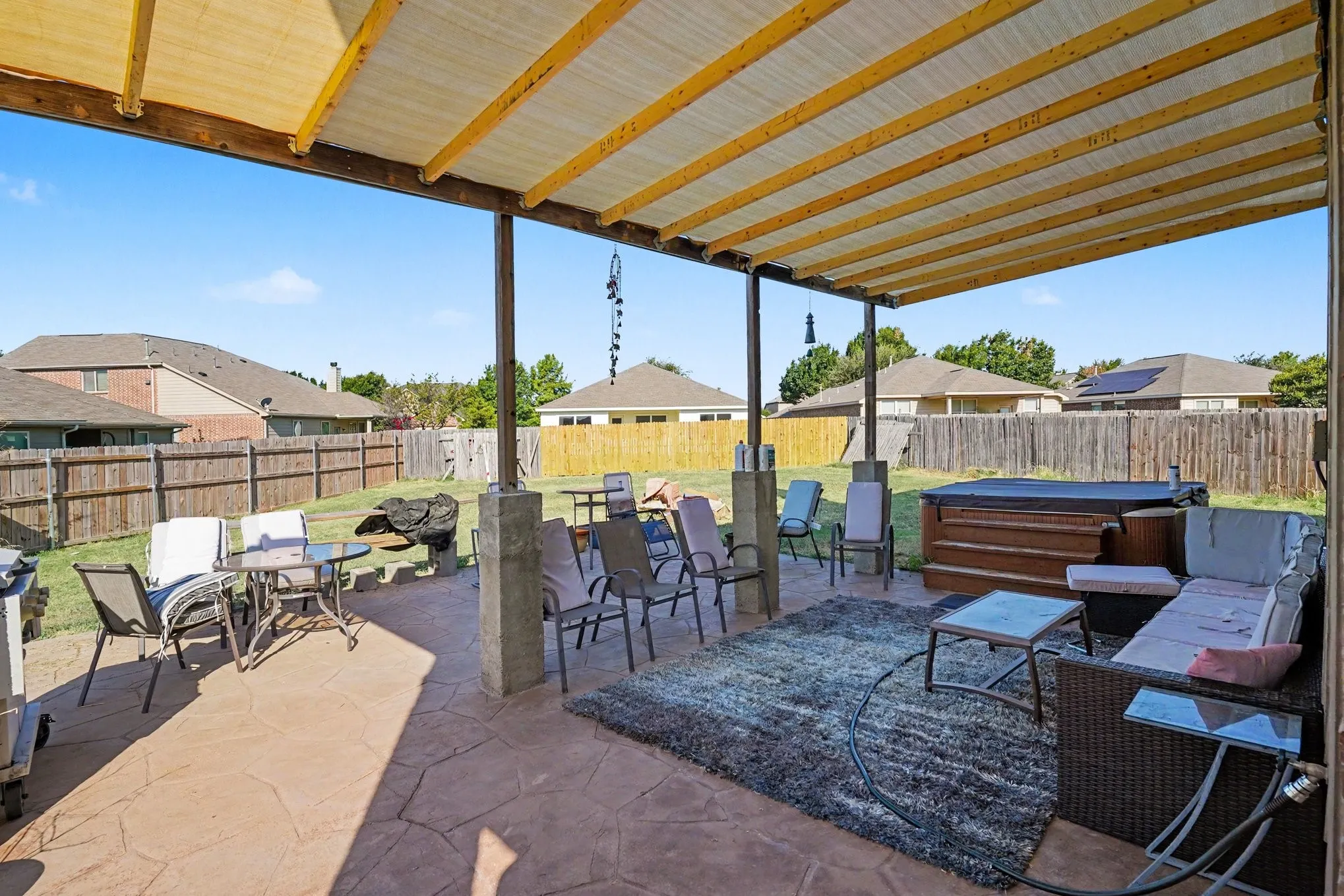 Single Family Residence For Sale in Tarrant County , 919 Keel Line Court, Crowley, Texas 76036, 4 Bedroom, 4 Bathroom, 2 Garage spaces, 2,530 Sqft, built in 2012, mls#21320912, Real Estate Agent in Crowley, Homes For Sale in Tarrant county, Homes For Sale in Crowley, Realtor in Crowley Texas, Real Estate Brokerage Independent Realty Texas, Luminita Cordes Realtor