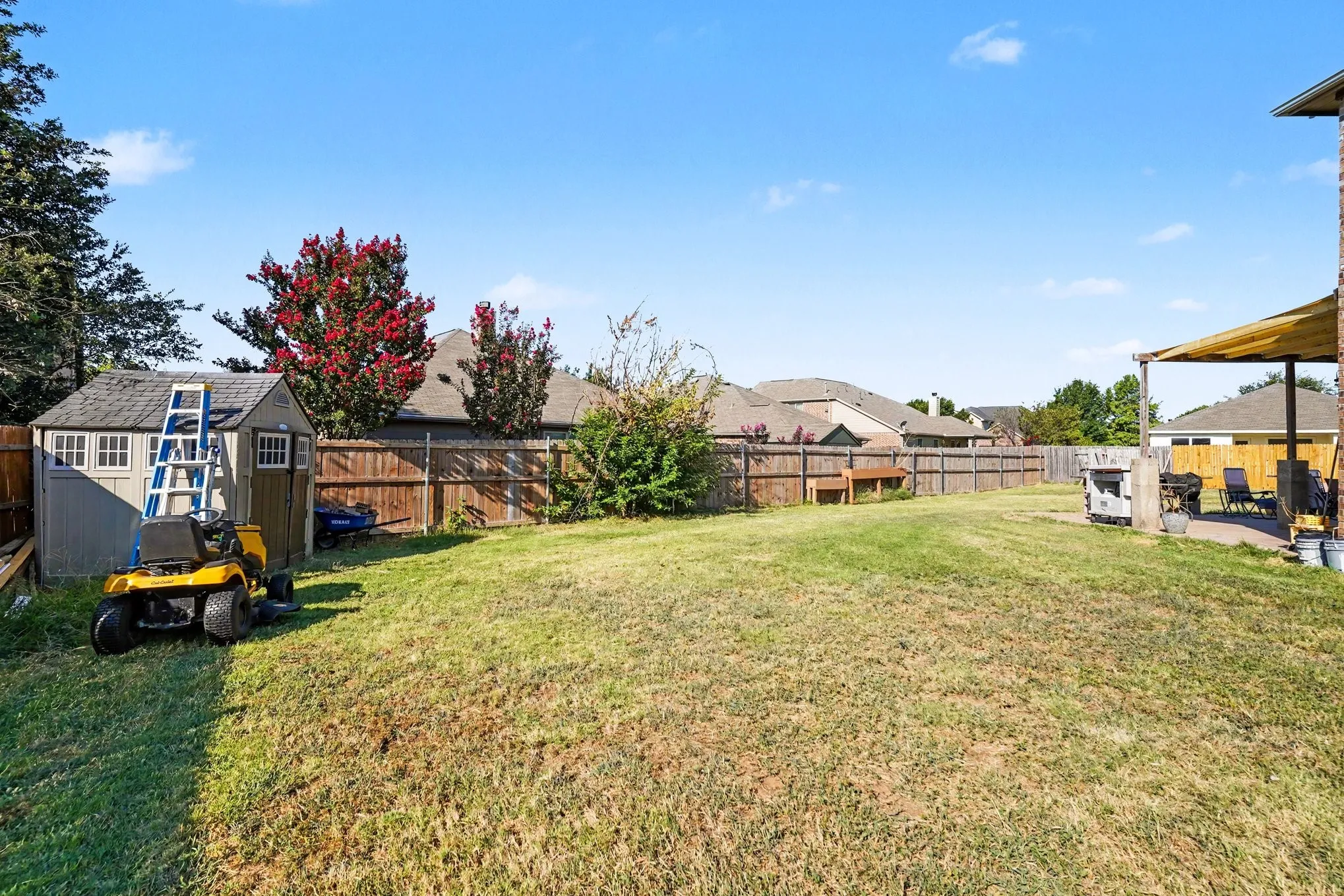 Single Family Residence For Sale in Tarrant County , 919 Keel Line Court, Crowley, Texas 76036, 4 Bedroom, 4 Bathroom, 2 Garage spaces, 2,530 Sqft, built in 2012, mls#21320912, Real Estate Agent in Crowley, Homes For Sale in Tarrant county, Homes For Sale in Crowley, Realtor in Crowley Texas, Real Estate Brokerage Independent Realty Texas, Luminita Cordes Realtor