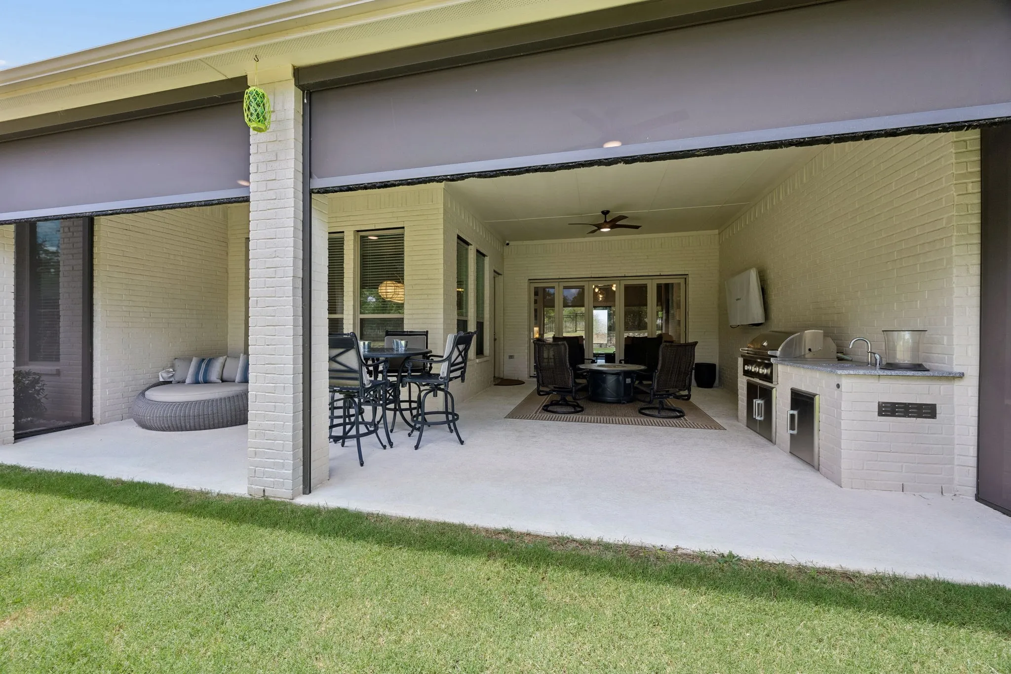 Single Family Residence For Sale in Denton County , 4204 Hidden Cove Road, Little Elm, Texas 75068, 4 Bedroom, 3 Bathroom, 3 Garage spaces, 3,168 Sqft, built in 2022, mls#21319861, Real Estate Agent in Little Elm, Homes For Sale in Denton county, Homes For Sale in Little Elm, Realtor in Little Elm Texas, Real Estate Brokerage Independent Realty Texas, Luminita Cordes Realtor