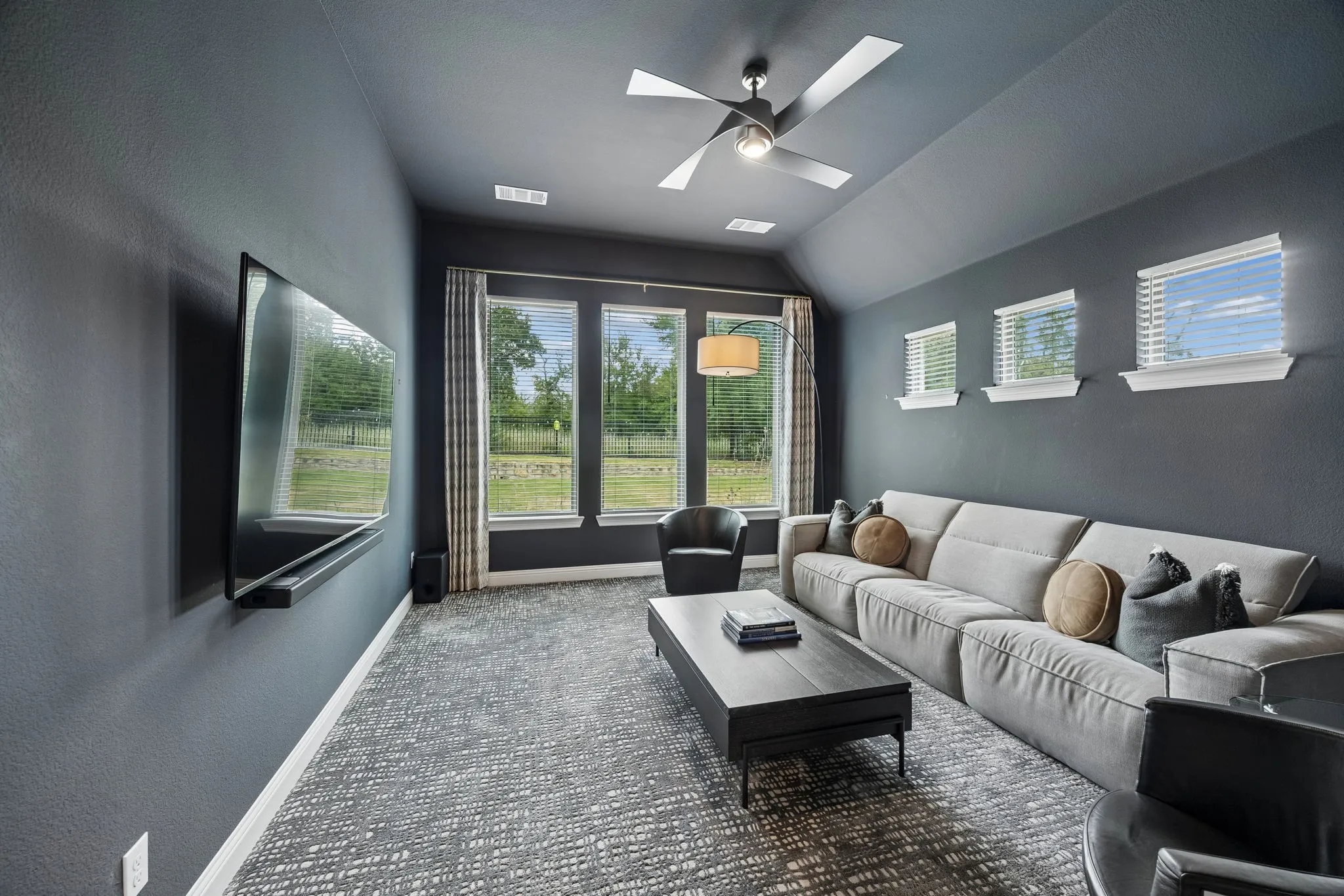 Single Family Residence For Sale in Denton County , 4204 Hidden Cove Road, Little Elm, Texas 75068, 4 Bedroom, 3 Bathroom, 3 Garage spaces, 3,168 Sqft, built in 2022, mls#21319861, Real Estate Agent in Little Elm, Homes For Sale in Denton county, Homes For Sale in Little Elm, Realtor in Little Elm Texas, Real Estate Brokerage Independent Realty Texas, Luminita Cordes Realtor