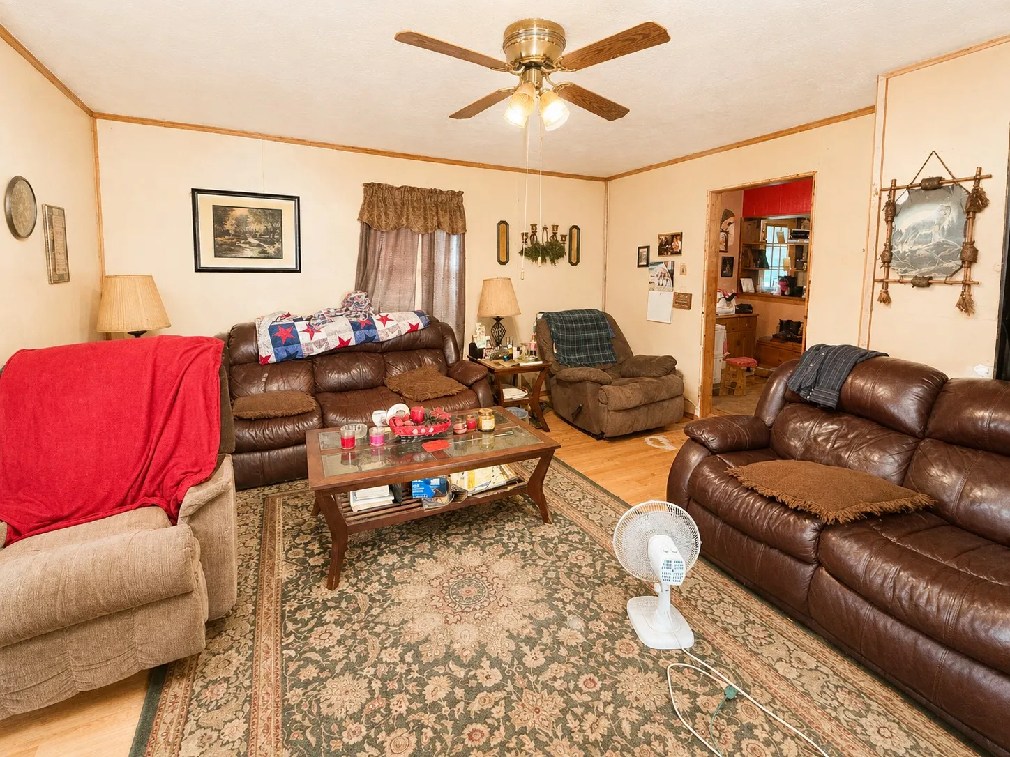 Single Family Residence For Sale in Navarro County , 601 SW 2nd Street, Kerens, Texas 75144, 2 Bedroom, 1 Bathroom, Garage spaces, 1,208 Sqft, built in 1910, mls#21320925, Real Estate Agent in Kerens, Homes For Sale in Navarro county, Homes For Sale in Kerens, Realtor in Kerens Texas, Real Estate Brokerage Independent Realty Texas, Luminita Cordes Realtor