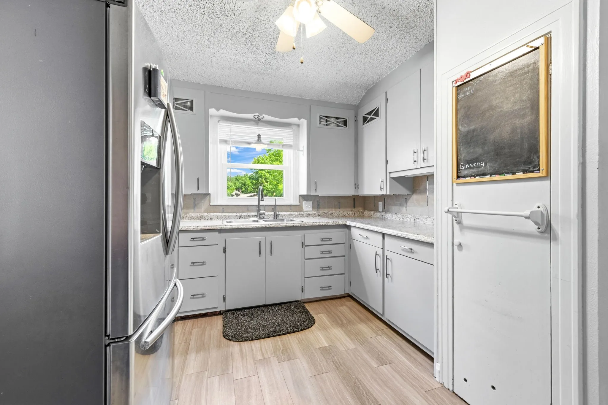 Duplex For Sale in Taylor County , 2202 and 2204 S 12th Street, Abilene, Texas 79605, 5 Bedroom, 3 Bathroom, Garage spaces, 0 Sqft, built in 1947, mls#21293998, Real Estate Agent in Abilene, Homes For Sale in Taylor county, Homes For Sale in Abilene, Realtor in Abilene Texas, Real Estate Brokerage Independent Realty Texas, Luminita Cordes Realtor