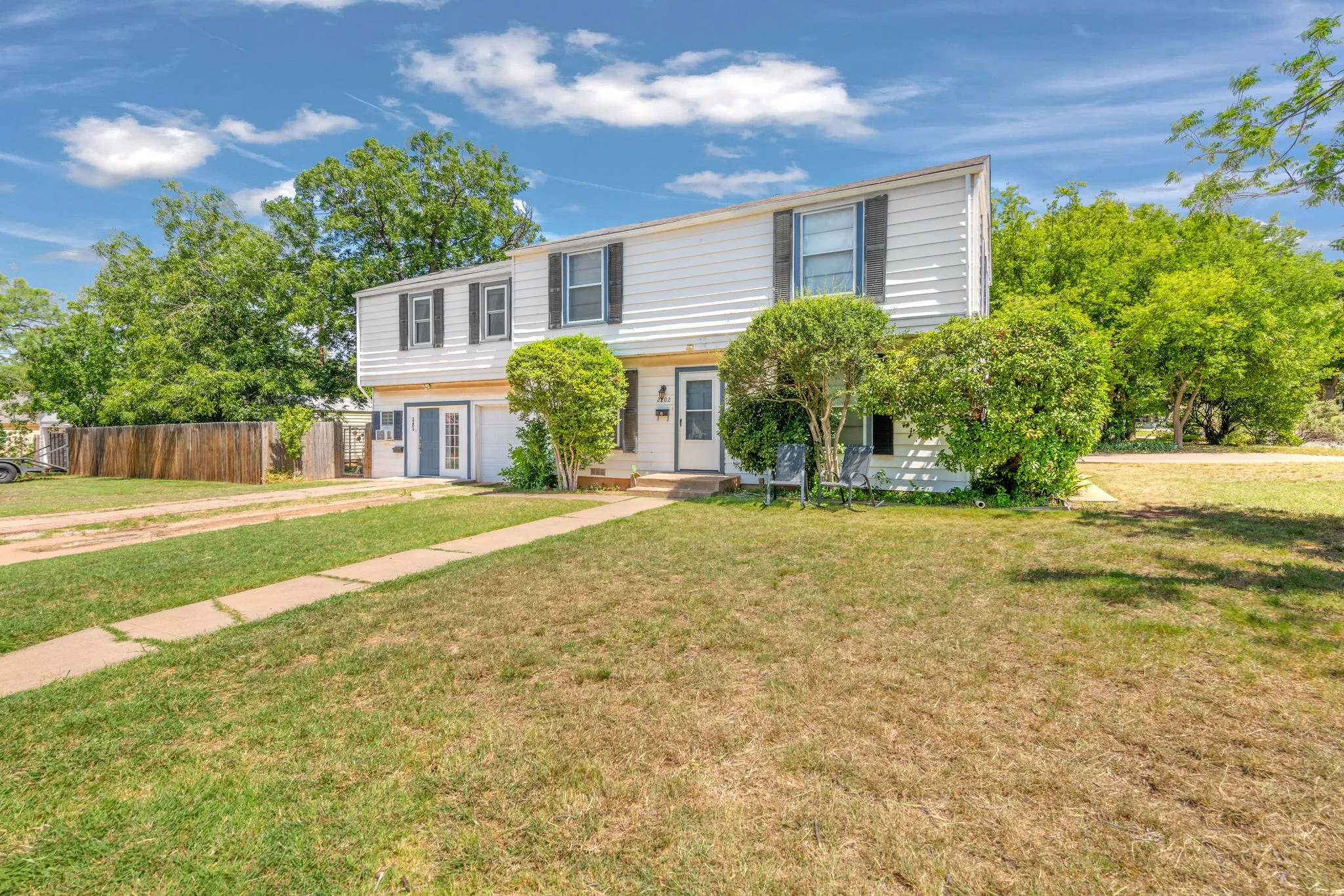 Duplex For Sale in Taylor County , 2202 and 2204 S 12th Street, Abilene, Texas 79605, 5 Bedroom, 3 Bathroom, Garage spaces, 0 Sqft, built in 1947, mls#21293998, Real Estate Agent in Abilene, Homes For Sale in Taylor county, Homes For Sale in Abilene, Realtor in Abilene Texas, Real Estate Brokerage Independent Realty Texas, Luminita Cordes Realtor