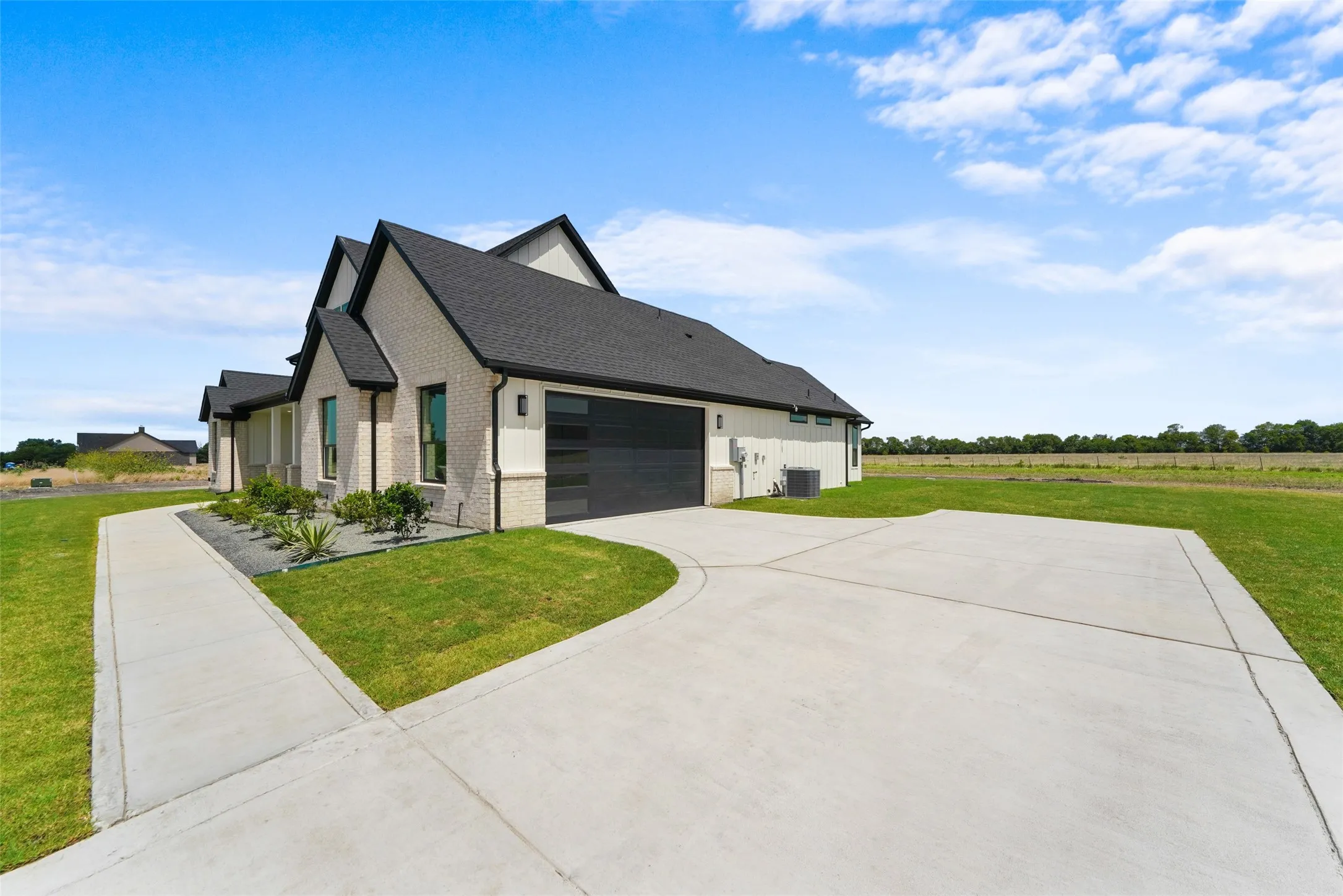 Single Family Residence For Sale in Hunt County , 5370 Sunset Road, Caddo Mills, Texas 75135, 4 Bedroom, 4 Bathroom, 2 Garage spaces, 2,727 Sqft, built in 2026, mls#21318430, Real Estate Agent in Caddo Mills, Homes For Sale in Hunt county, Homes For Sale in Caddo Mills, Realtor in Caddo Mills Texas, Real Estate Brokerage Independent Realty Texas, Luminita Cordes Realtor