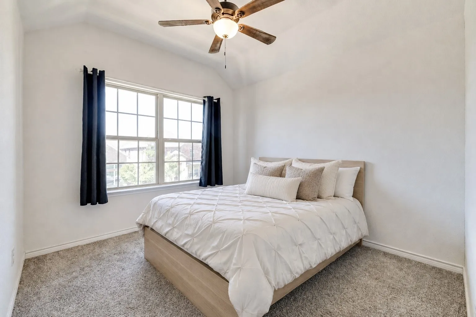 Single Family Residence For Sale in Collin County , 1521 Princeton Drive, Celina, Texas 75009, 4 Bedroom, 3 Bathroom, 2 Garage spaces, 1,947 Sqft, built in 2021, mls#21320863, Real Estate Agent in Celina, Homes For Sale in Collin county, Homes For Sale in Celina, Realtor in Celina Texas, Real Estate Brokerage Independent Realty Texas, Luminita Cordes Realtor