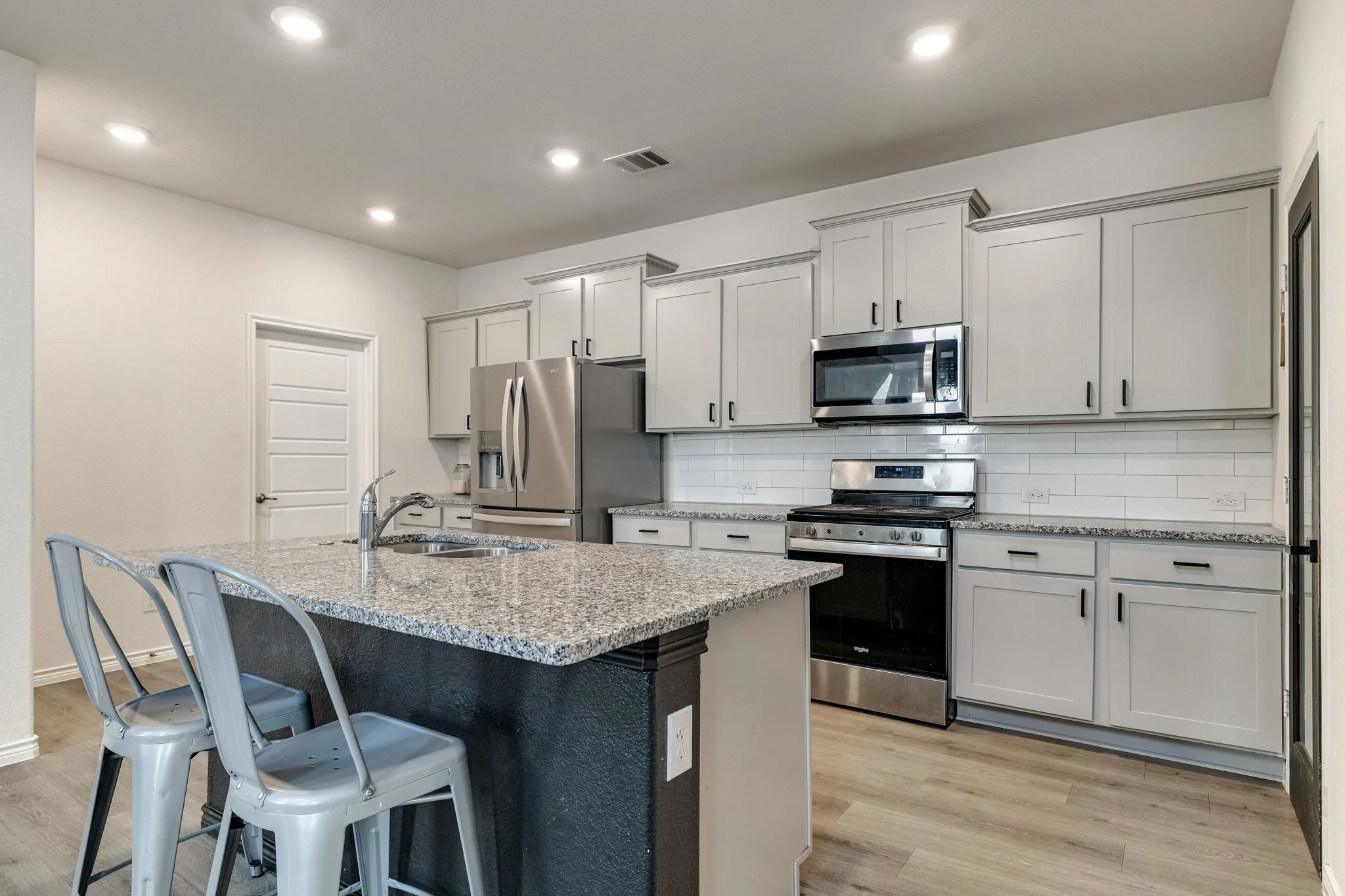 Single Family Residence For Sale in Collin County , 1521 Princeton Drive, Celina, Texas 75009, 4 Bedroom, 3 Bathroom, 2 Garage spaces, 1,947 Sqft, built in 2021, mls#21320863, Real Estate Agent in Celina, Homes For Sale in Collin county, Homes For Sale in Celina, Realtor in Celina Texas, Real Estate Brokerage Independent Realty Texas, Luminita Cordes Realtor