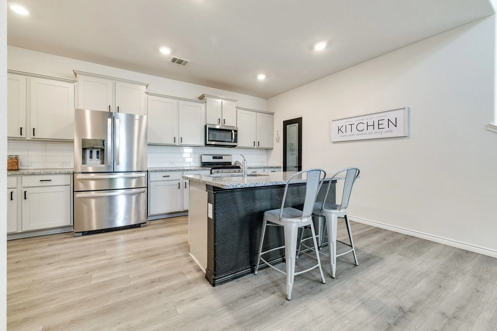 Single Family Residence For Sale in Collin County , 1521 Princeton Drive, Celina, Texas 75009, 4 Bedroom, 3 Bathroom, 2 Garage spaces, 1,947 Sqft, built in 2021, mls#21320863, Real Estate Agent in Celina, Homes For Sale in Collin county, Homes For Sale in Celina, Realtor in Celina Texas, Real Estate Brokerage Independent Realty Texas, Luminita Cordes Realtor