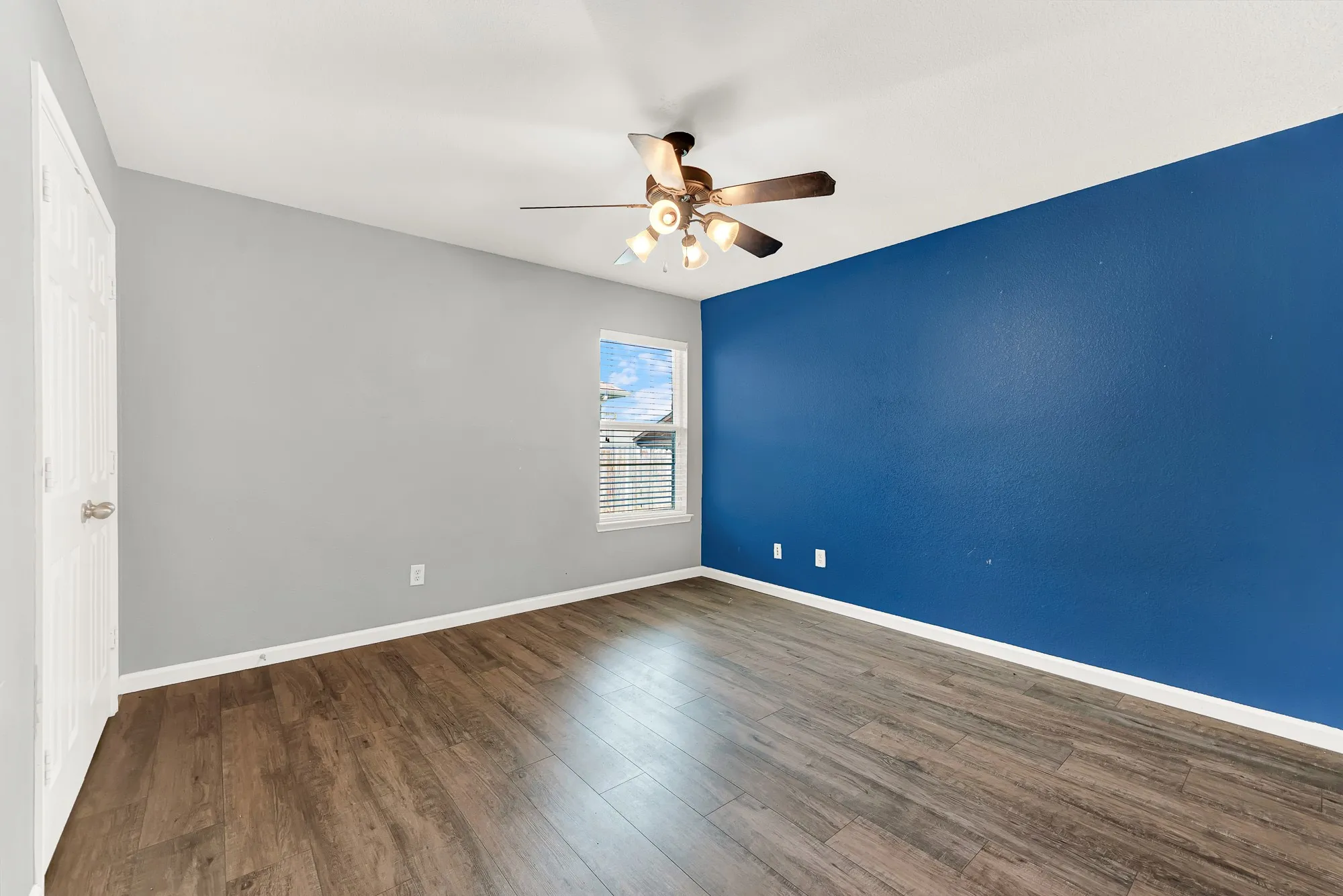 Single Family Residence For Rent in Tarrant County , 4613 Mountain Oak Street, Fort Worth, Texas 76244, 4 Bedrooms, 2 Bathrooms, 2 Garage spaces, 2,105 Sqft, built in 2007, Price $2,800, mls#21320530, Real Estate Agent in Fort Worth, Homes For Rent in Tarrant county, Homes For Rent in Fort Worth, Realtor in Fort Worth Texas, Real Estate Brokerage Independent Realty Texas, Luminita Cordes Realtor