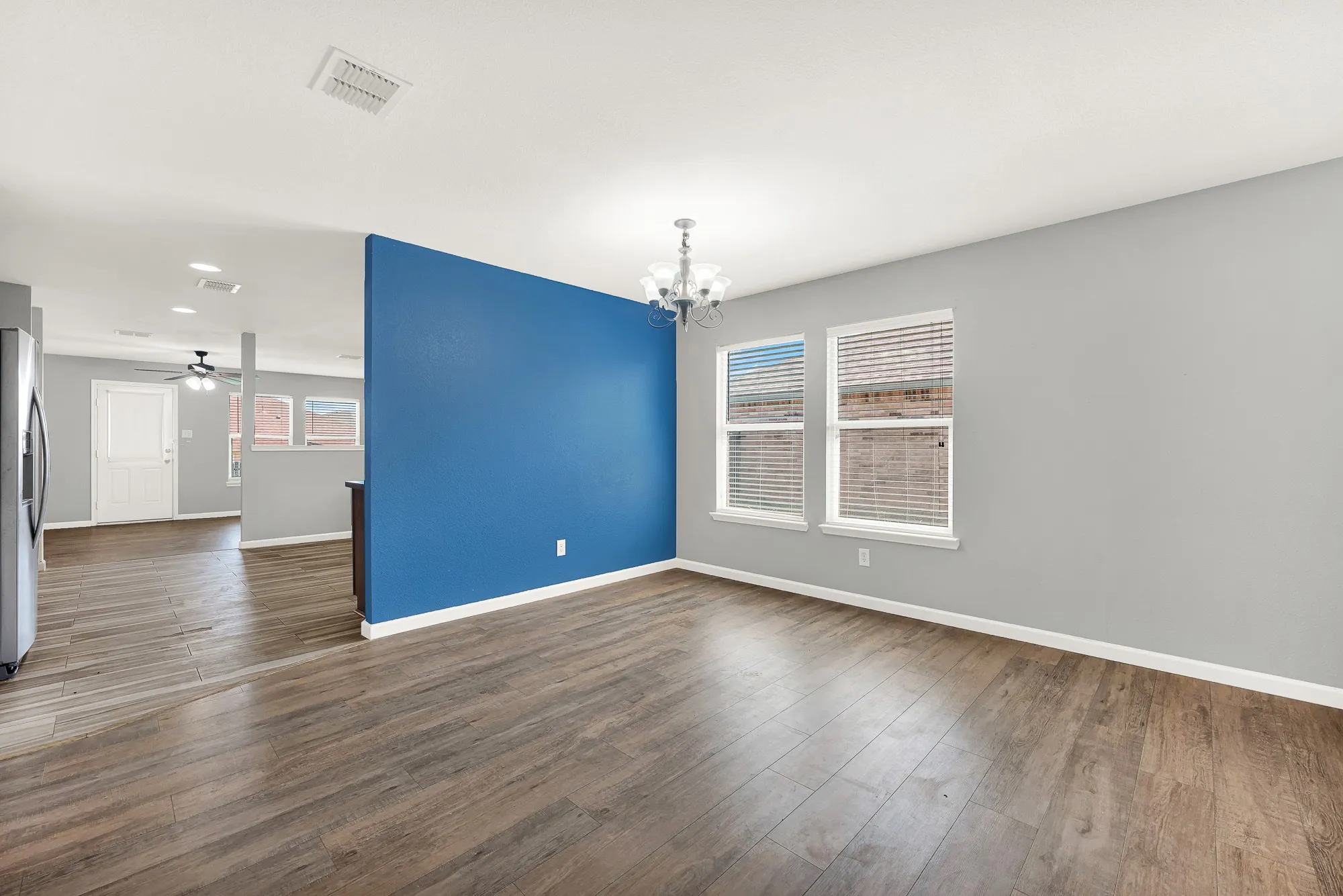 Single Family Residence For Rent in Tarrant County , 4613 Mountain Oak Street, Fort Worth, Texas 76244, 4 Bedrooms, 2 Bathrooms, 2 Garage spaces, 2,105 Sqft, built in 2007, Price $2,800, mls#21320530, Real Estate Agent in Fort Worth, Homes For Rent in Tarrant county, Homes For Rent in Fort Worth, Realtor in Fort Worth Texas, Real Estate Brokerage Independent Realty Texas, Luminita Cordes Realtor