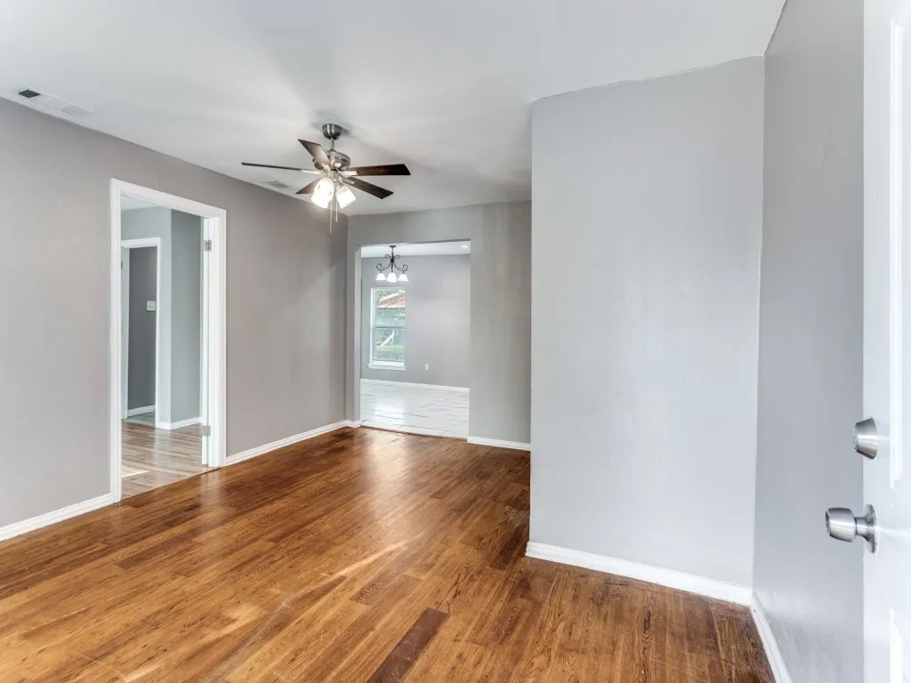 Single Family Residence For Sale in Tarrant County , 4309 Patricia Street, Haltom City, Texas 76117, 4 Bedroom, 2 Bathroom, Garage spaces, 1,280 Sqft, built in 1952, mls#21319986, Real Estate Agent in Haltom City, Homes For Sale in Tarrant county, Homes For Sale in Haltom City, Realtor in Haltom City Texas, Real Estate Brokerage Independent Realty Texas, Luminita Cordes Realtor