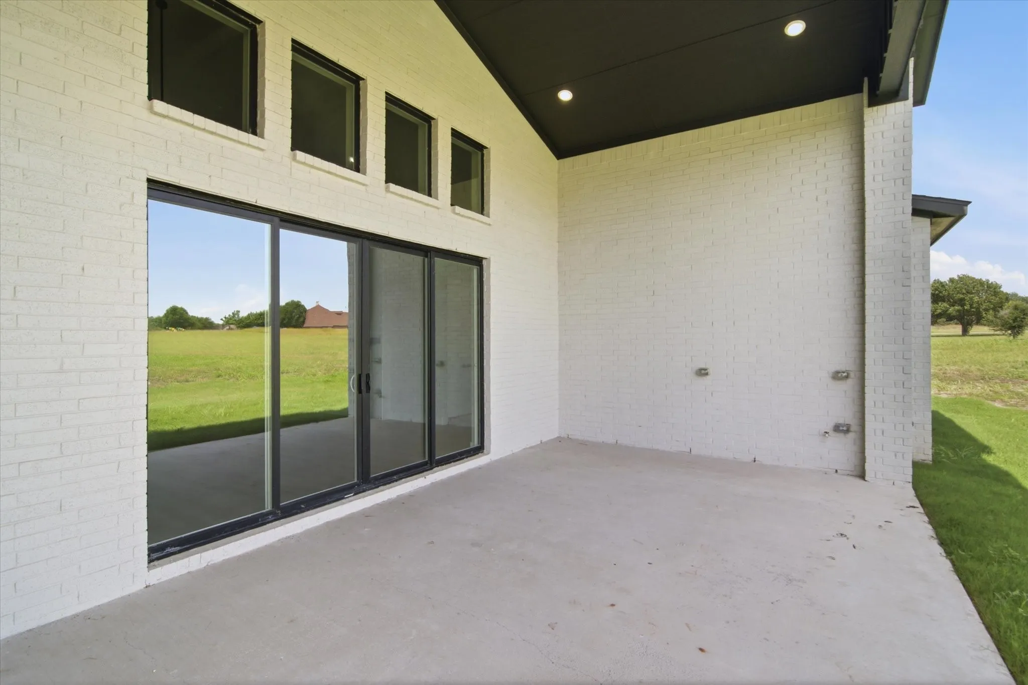 Single Family Residence For Sale in Collin County , 59 Country Ridge Road, Melissa, Texas 75454, 4 Bedroom, 5 Bathroom, 3 Garage spaces, 3,587 Sqft, built in 2026, Price $979,000, mls#21320975, Real Estate Agent in Melissa, Homes For Sale in Collin county, Homes For Sale in Melissa, Realtor in Melissa Texas, Real Estate Brokerage Independent Realty Texas, Luminita Cordes Realtor