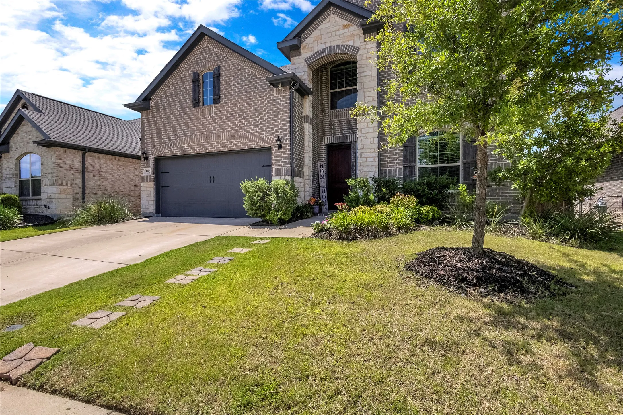 Single Family Residence For Sale in Collin County , 1104 Granger Drive, Mc Kinney, Texas 75071, 4 Bedroom, 4 Bathroom, 2 Garage spaces, 3,050 Sqft, built in 2020, mls#21319895, Real Estate Agent in Mc Kinney, Homes For Sale in Collin county, Homes For Sale in Mc Kinney, Realtor in Mc Kinney Texas, Real Estate Brokerage Independent Realty Texas, Luminita Cordes Realtor