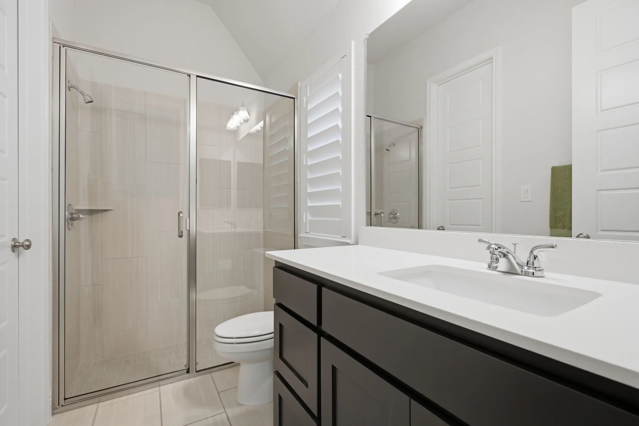 Single Family Residence For Sale in Collin County , 8612 Backwater Bay Cove, Mc Kinney, Texas 75071, 4 Bedroom, 3 Bathroom, 2 Garage spaces, 2,544 Sqft, built in 2018, mls#21320916, Real Estate Agent in Mc Kinney, Homes For Sale in Collin county, Homes For Sale in Mc Kinney, Realtor in Mc Kinney Texas, Real Estate Brokerage Independent Realty Texas, Luminita Cordes Realtor