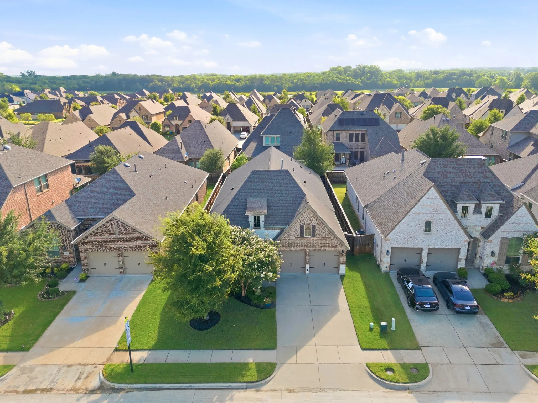 Single Family Residence For Sale in Collin County , 8612 Backwater Bay Cove, Mc Kinney, Texas 75071, 4 Bedroom, 3 Bathroom, 2 Garage spaces, 2,544 Sqft, built in 2018, mls#21320916, Real Estate Agent in Mc Kinney, Homes For Sale in Collin county, Homes For Sale in Mc Kinney, Realtor in Mc Kinney Texas, Real Estate Brokerage Independent Realty Texas, Luminita Cordes Realtor