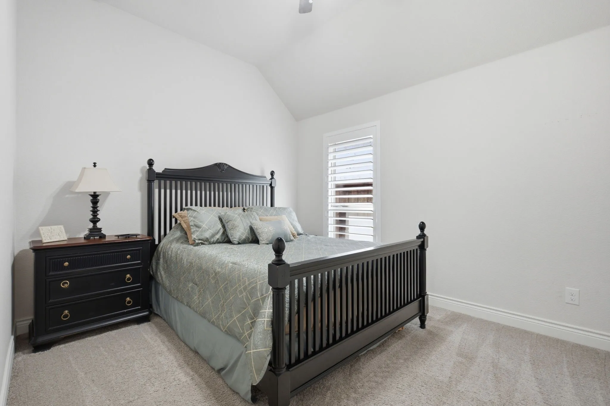 Single Family Residence For Sale in Collin County , 8612 Backwater Bay Cove, Mc Kinney, Texas 75071, 4 Bedroom, 3 Bathroom, 2 Garage spaces, 2,544 Sqft, built in 2018, mls#21320916, Real Estate Agent in Mc Kinney, Homes For Sale in Collin county, Homes For Sale in Mc Kinney, Realtor in Mc Kinney Texas, Real Estate Brokerage Independent Realty Texas, Luminita Cordes Realtor