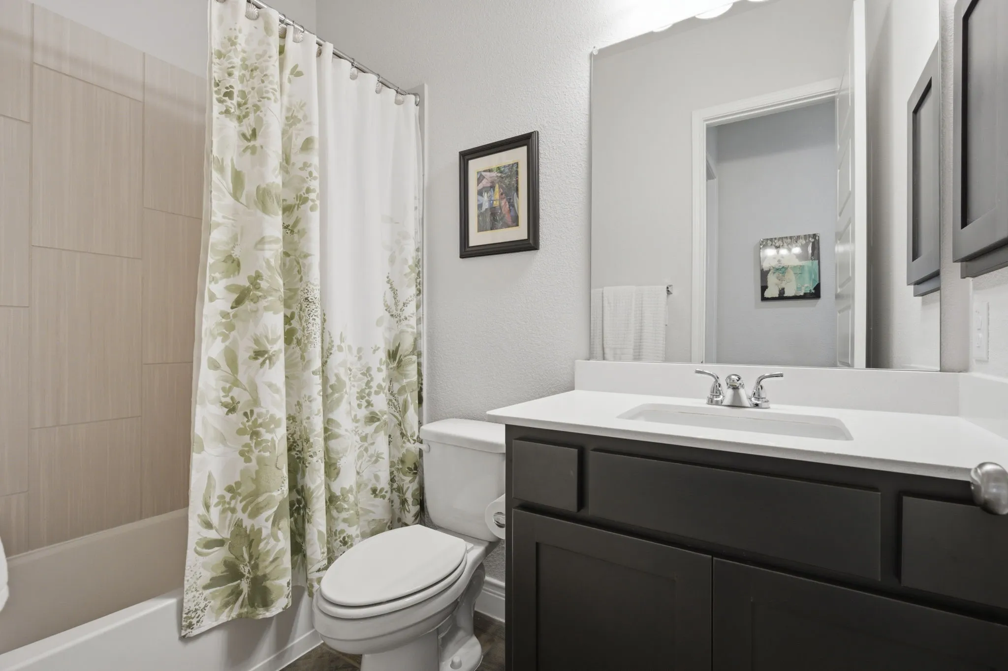 Single Family Residence For Sale in Collin County , 8612 Backwater Bay Cove, Mc Kinney, Texas 75071, 4 Bedroom, 3 Bathroom, 2 Garage spaces, 2,544 Sqft, built in 2018, mls#21320916, Real Estate Agent in Mc Kinney, Homes For Sale in Collin county, Homes For Sale in Mc Kinney, Realtor in Mc Kinney Texas, Real Estate Brokerage Independent Realty Texas, Luminita Cordes Realtor