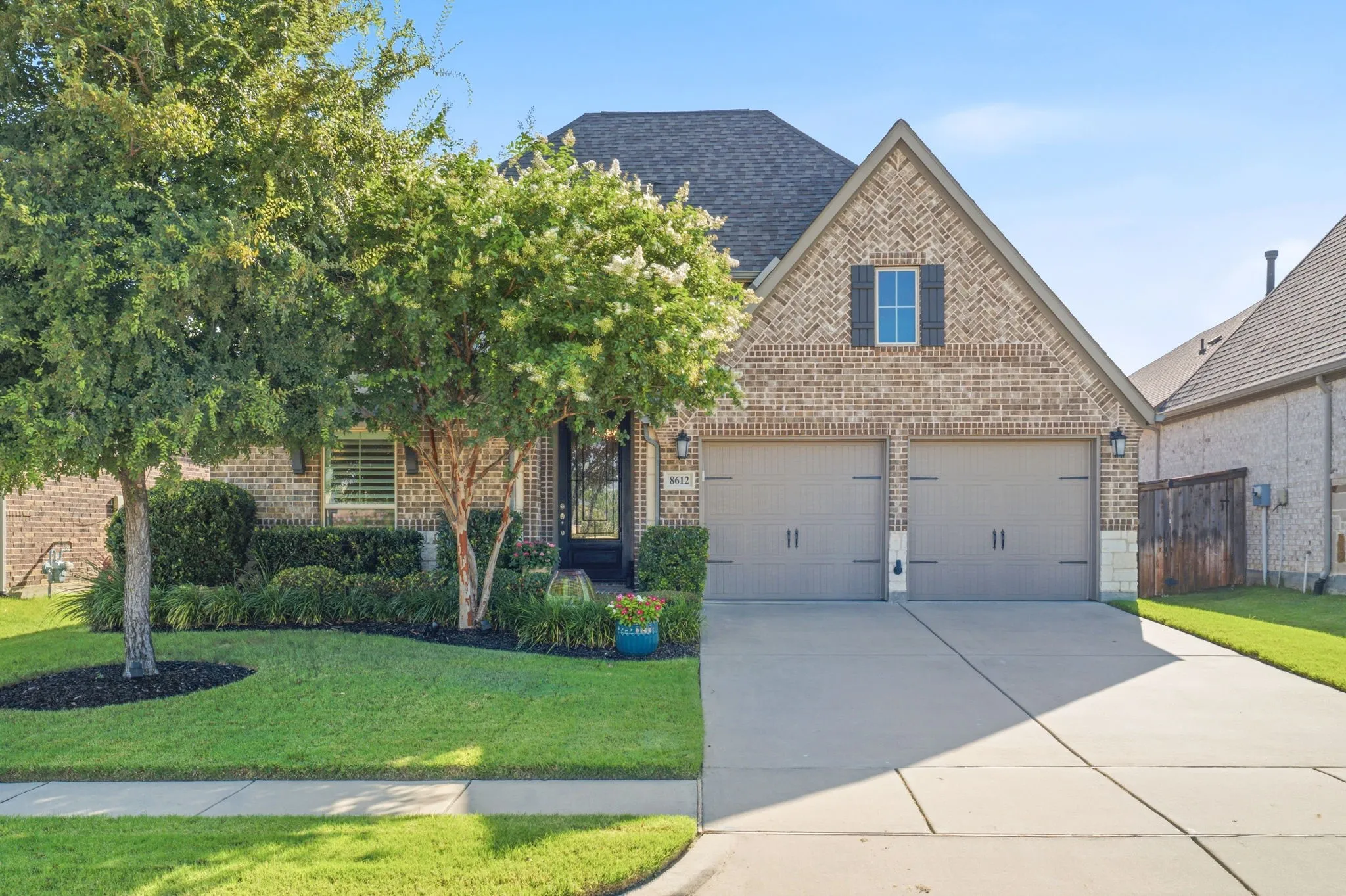 Single Family Residence For Sale in Collin County , 8612 Backwater Bay Cove, Mc Kinney, Texas 75071, 4 Bedroom, 3 Bathroom, 2 Garage spaces, 2,544 Sqft, built in 2018, mls#21320916, Real Estate Agent in Mc Kinney, Homes For Sale in Collin county, Homes For Sale in Mc Kinney, Realtor in Mc Kinney Texas, Real Estate Brokerage Independent Realty Texas, Luminita Cordes Realtor