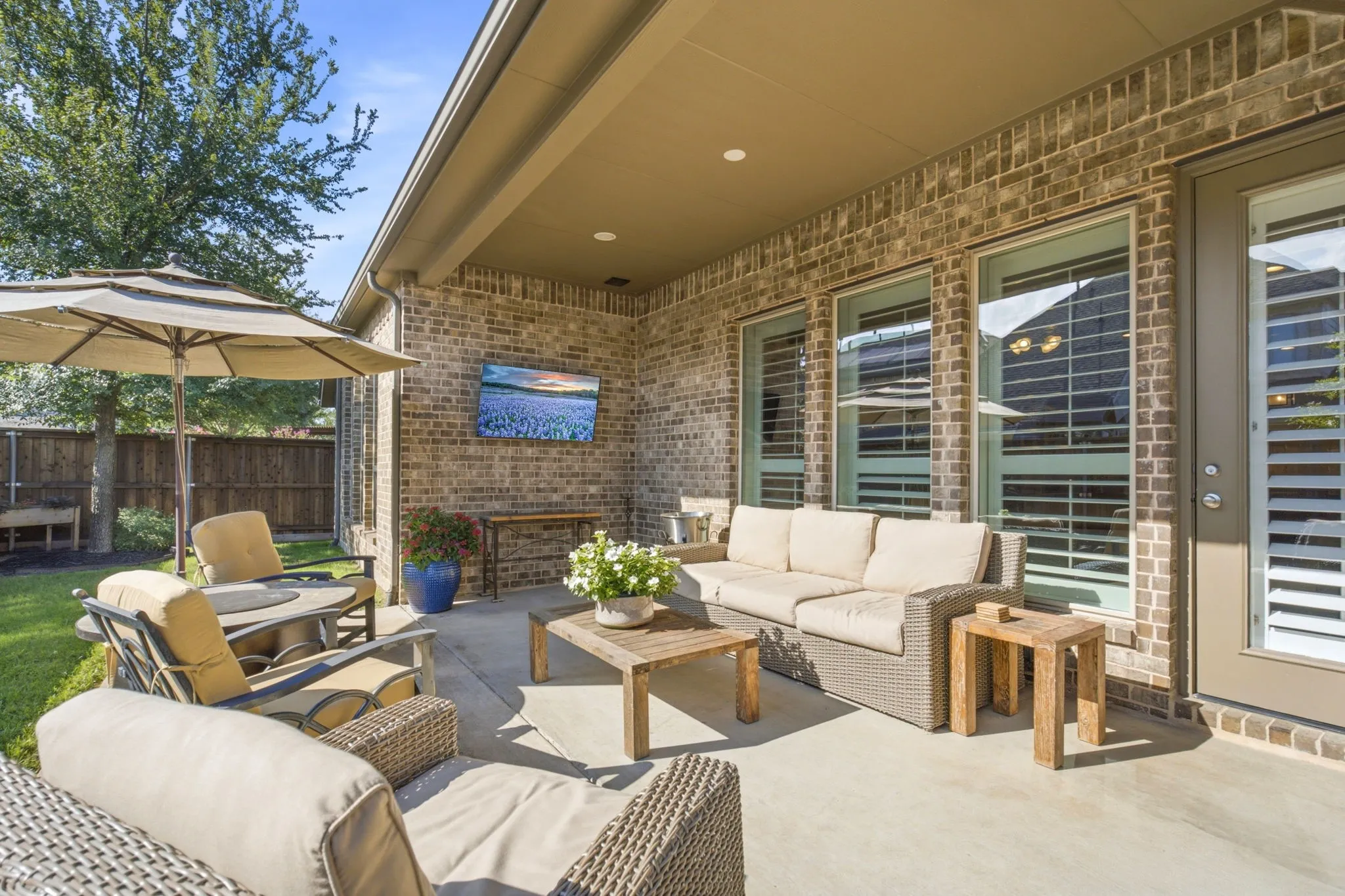 Single Family Residence For Sale in Collin County , 8612 Backwater Bay Cove, Mc Kinney, Texas 75071, 4 Bedroom, 3 Bathroom, 2 Garage spaces, 2,544 Sqft, built in 2018, mls#21320916, Real Estate Agent in Mc Kinney, Homes For Sale in Collin county, Homes For Sale in Mc Kinney, Realtor in Mc Kinney Texas, Real Estate Brokerage Independent Realty Texas, Luminita Cordes Realtor
