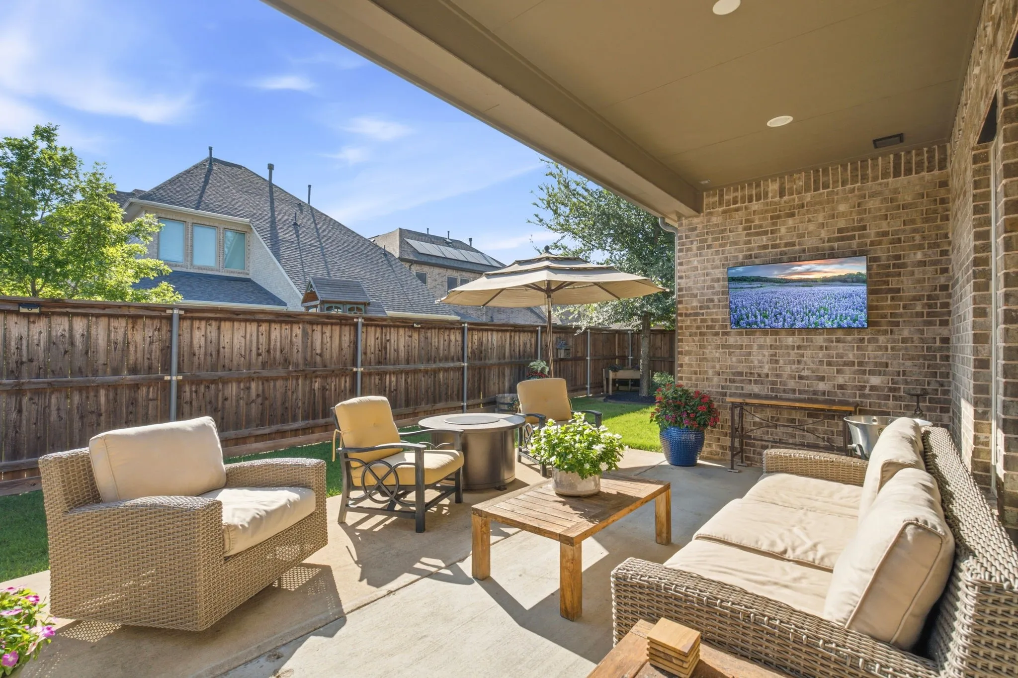 Single Family Residence For Sale in Collin County , 8612 Backwater Bay Cove, Mc Kinney, Texas 75071, 4 Bedroom, 3 Bathroom, 2 Garage spaces, 2,544 Sqft, built in 2018, mls#21320916, Real Estate Agent in Mc Kinney, Homes For Sale in Collin county, Homes For Sale in Mc Kinney, Realtor in Mc Kinney Texas, Real Estate Brokerage Independent Realty Texas, Luminita Cordes Realtor